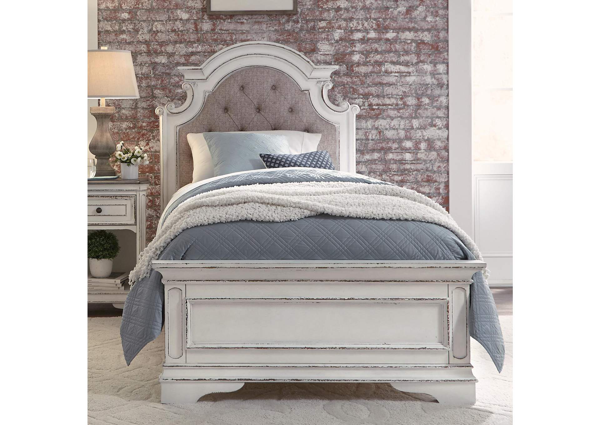 Magnolia Manor Twin Upholstered Bed,Liberty