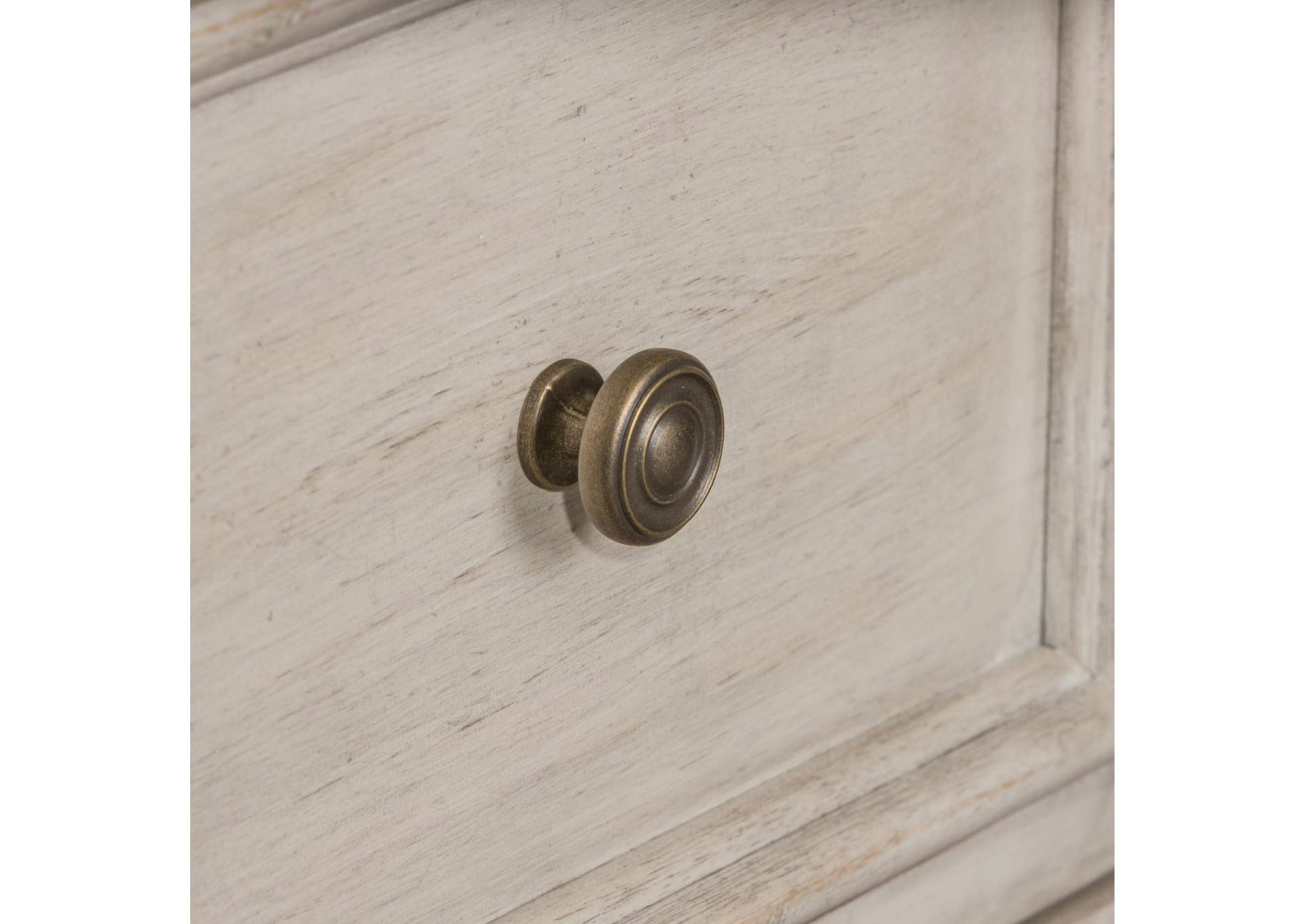 Heartland 2 Door 6 Drawer Chesser,Liberty