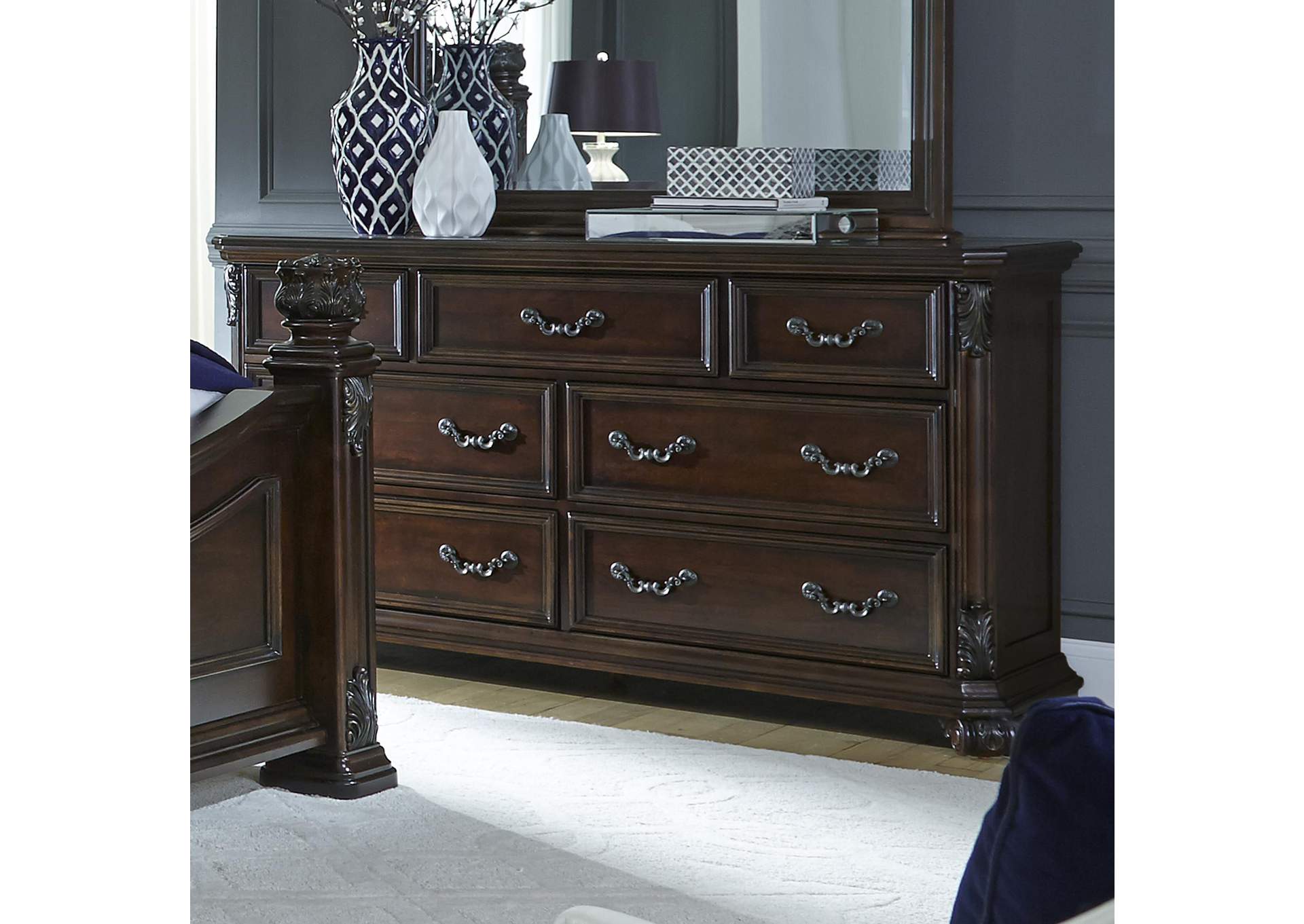 Messina Estates 7 Drawer Dresser,Liberty