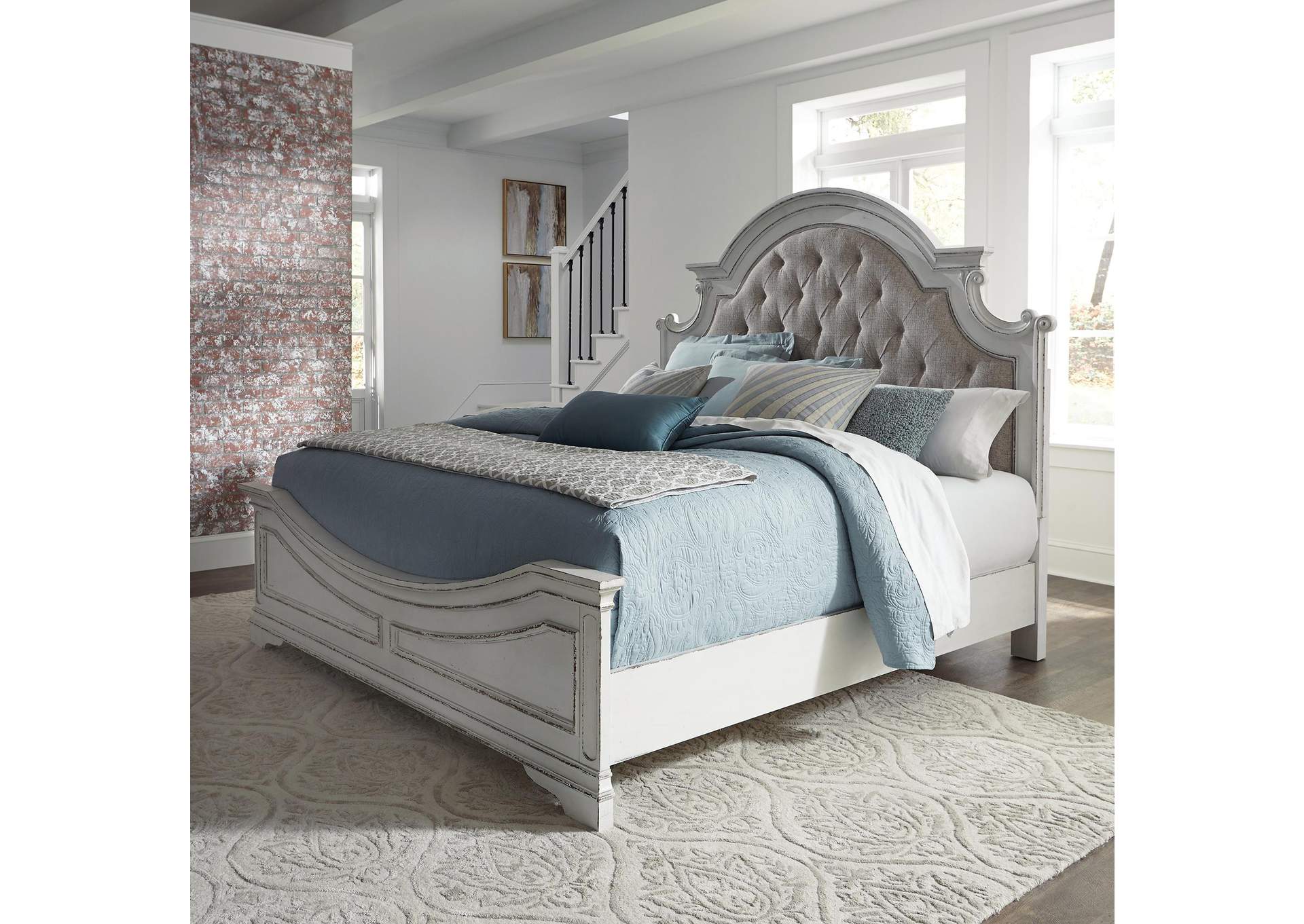 Magnolia Manor Queen Upholstered Bed,Liberty