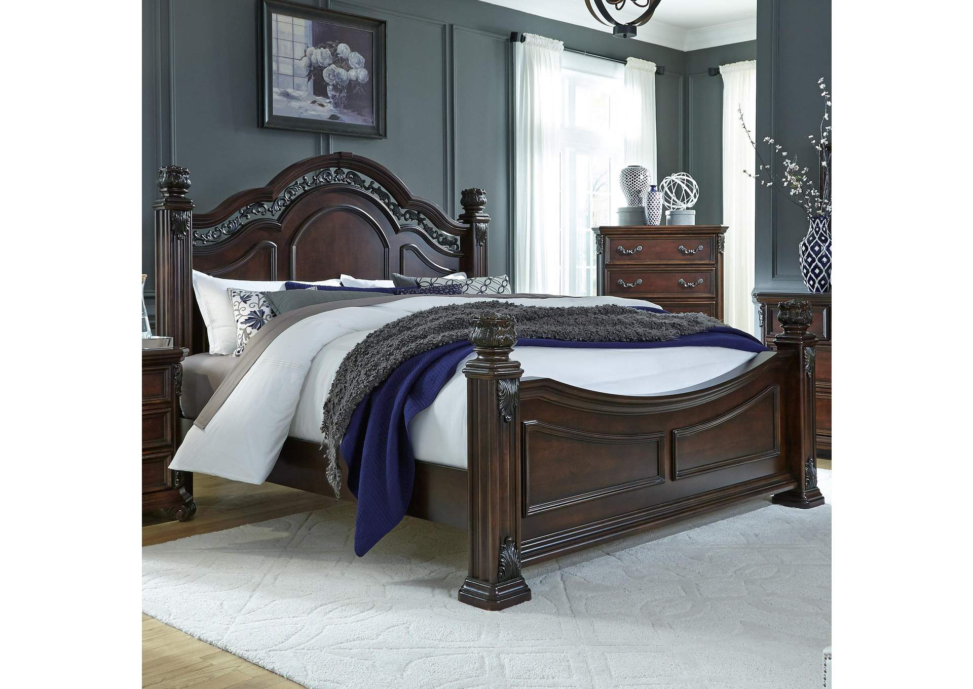 Messina Estates King Poster Bed,Liberty