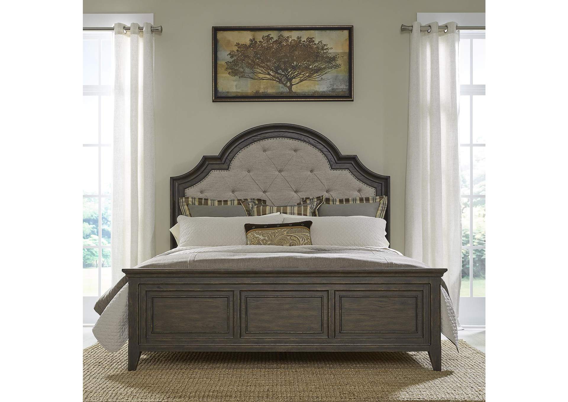 Paradise Valley King Upholstered Bed,Liberty