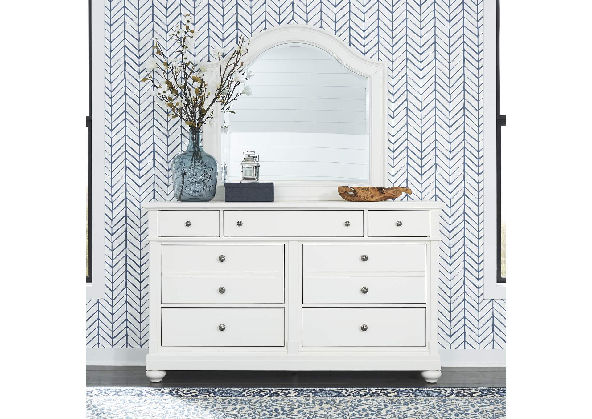 Harbor View 7 Drawer Dresser,Liberty