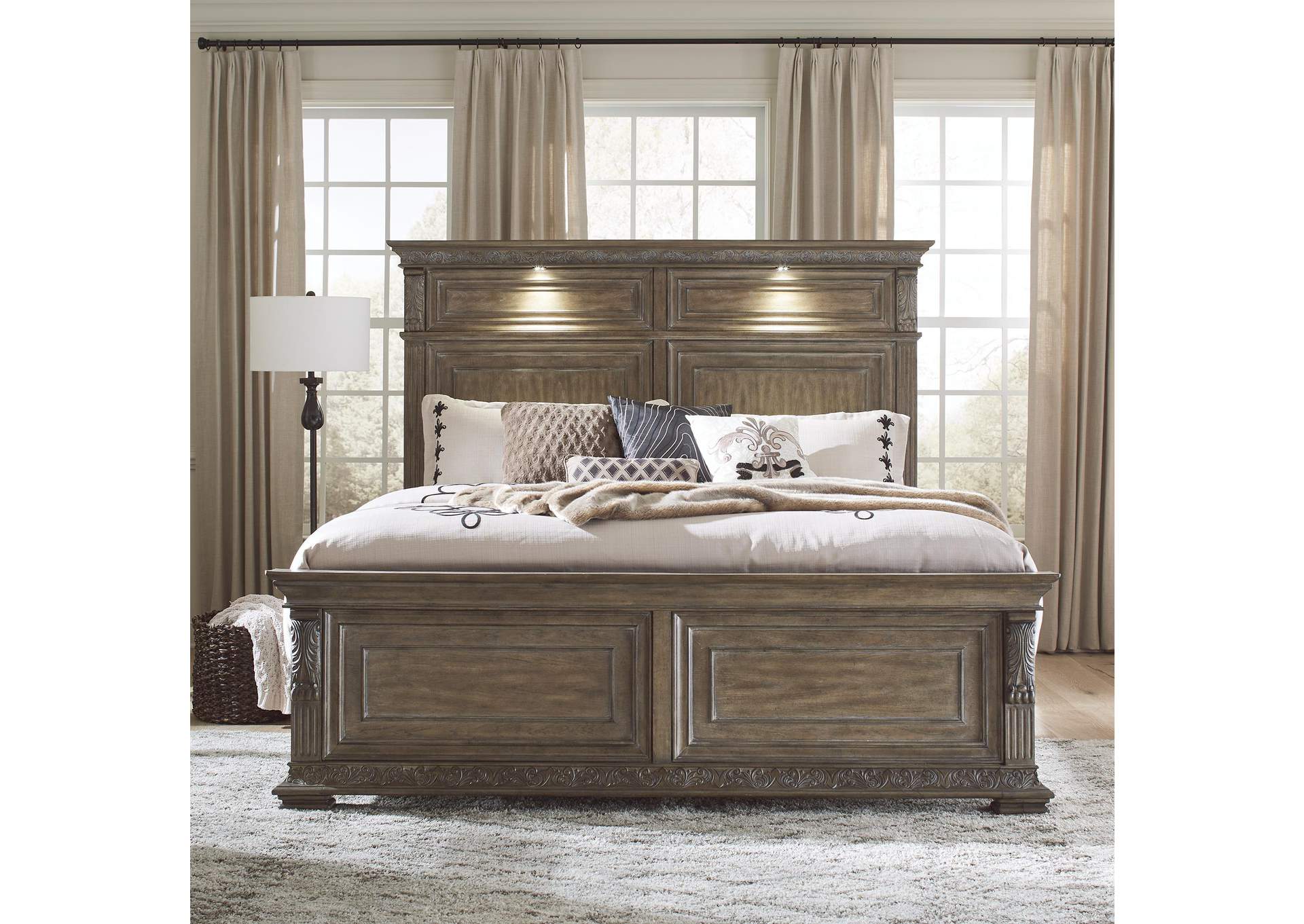 Carlisle Court King Panel Bed,Liberty