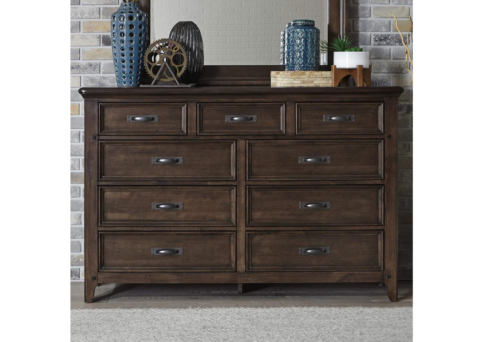 Saddlebrook 9 Drawer Dresser,Liberty