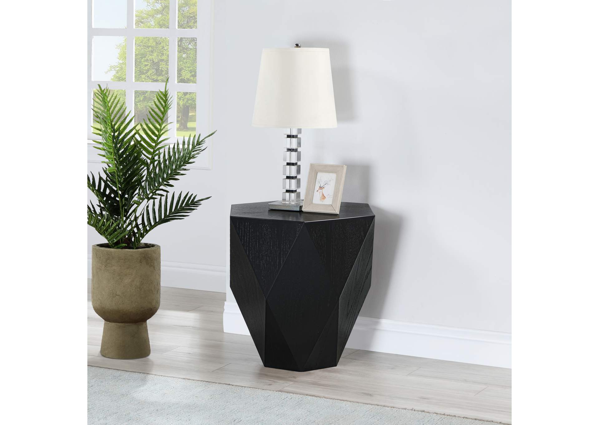 Diamante Black End Table,Meridian Furniture
