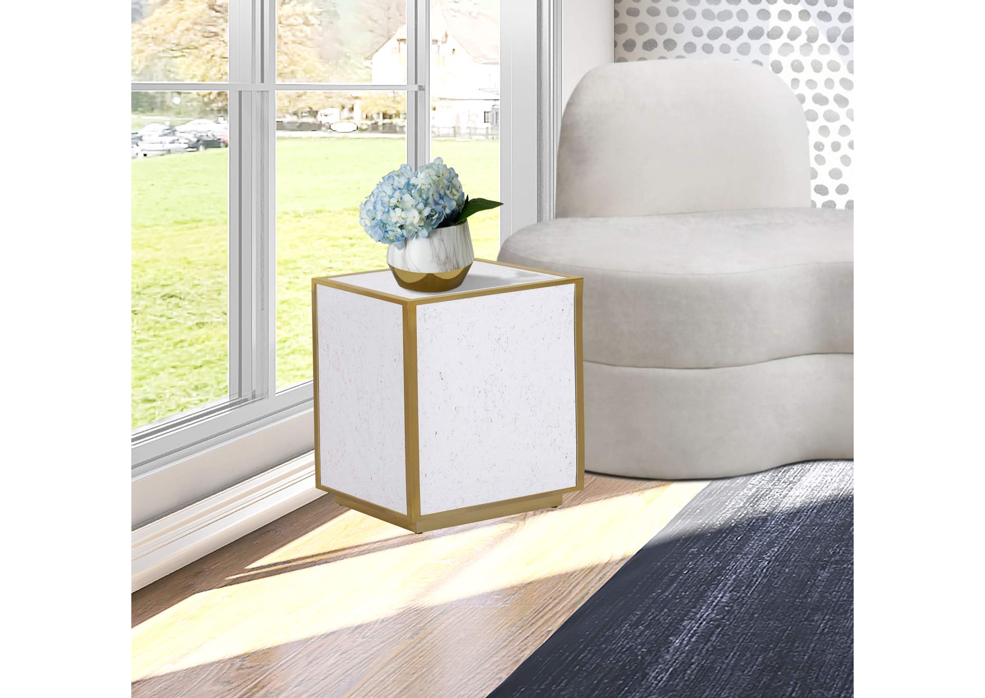 Glitz White Faux Marble End Table,Meridian Furniture