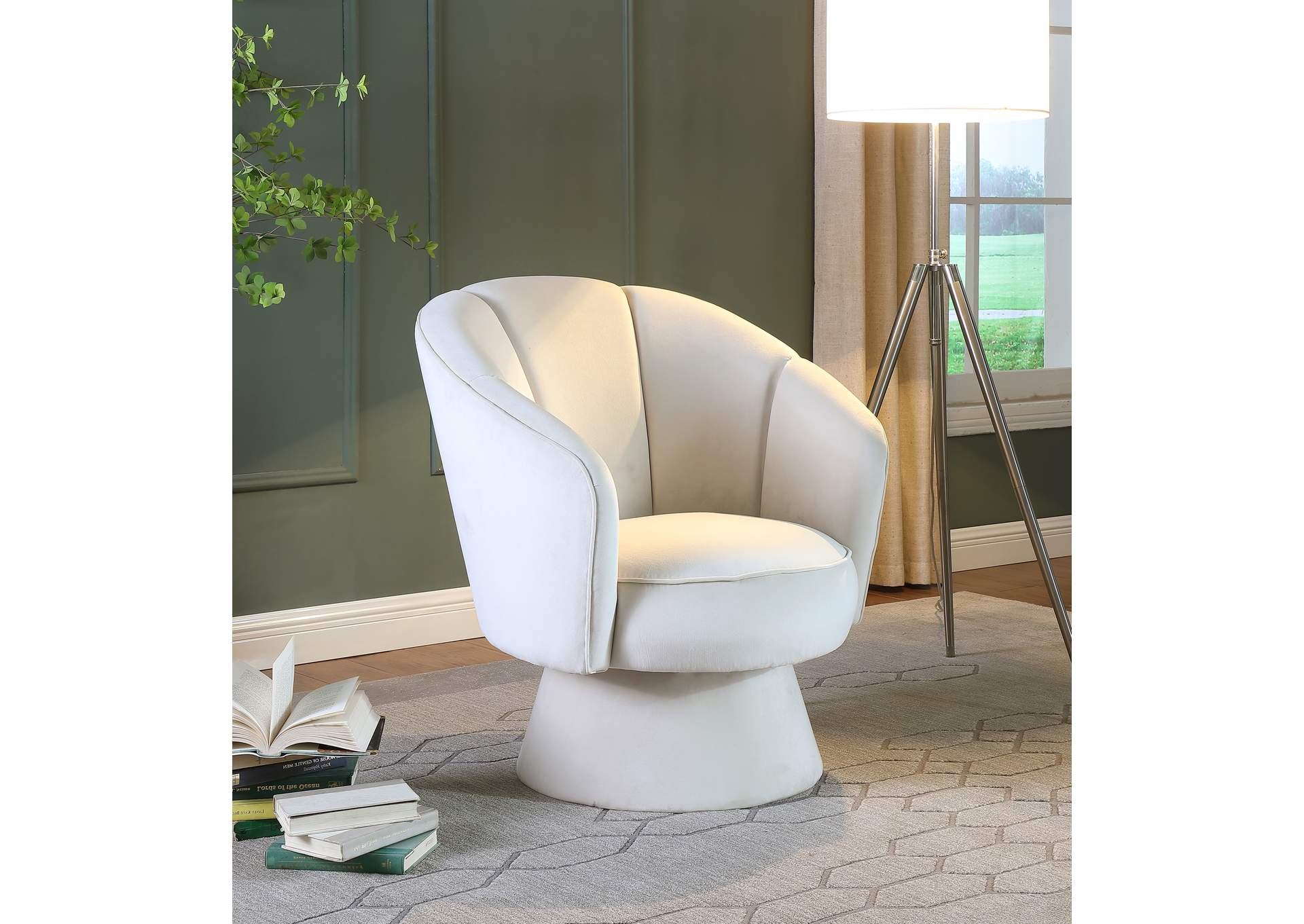 Swanson Cream Velvet Accent Chair,Meridian Furniture