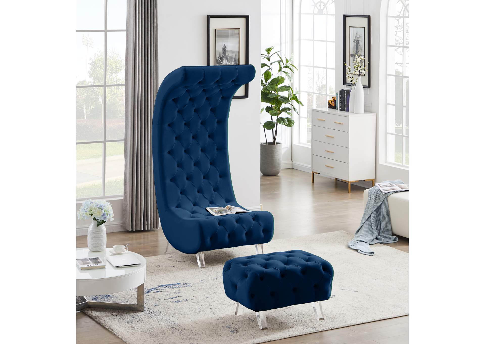 Crescent Navy Velvet Accent Chair,Meridian Furniture