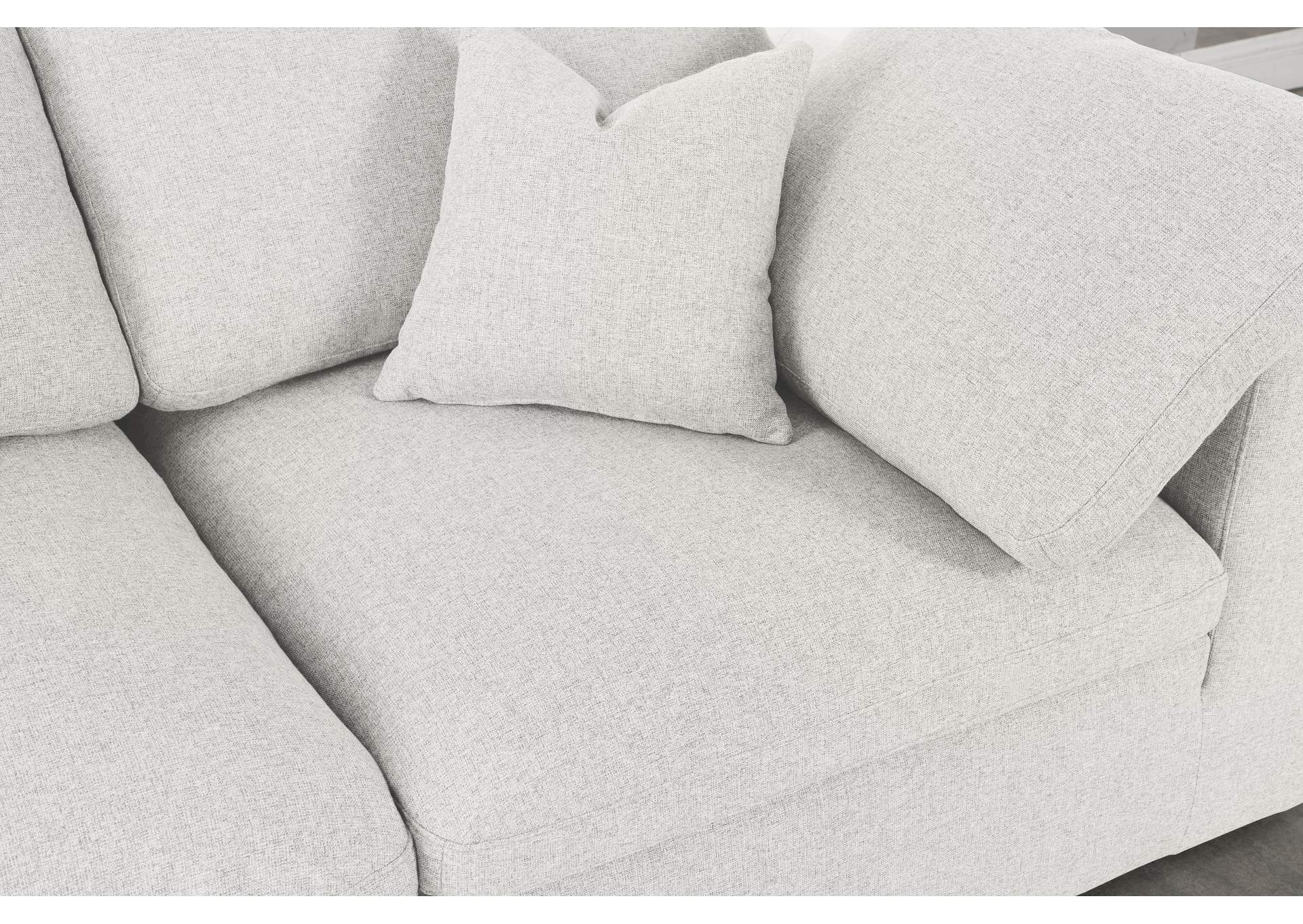 Serene Cream Linen Textured Fabric Deluxe Comfort Modular Sectional,Meridian Furniture