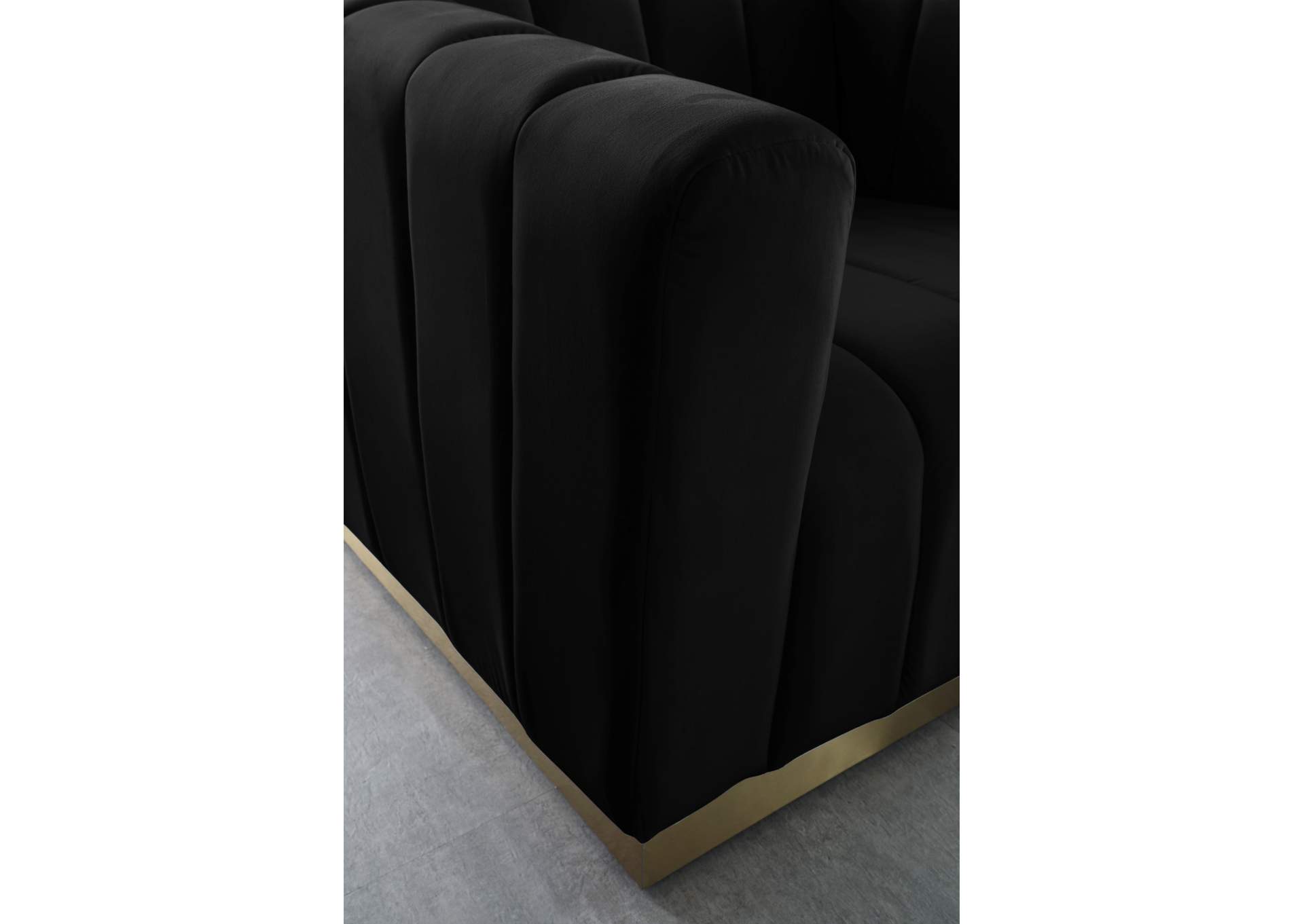 Marlon Black Velvet Loveseat,Meridian Furniture