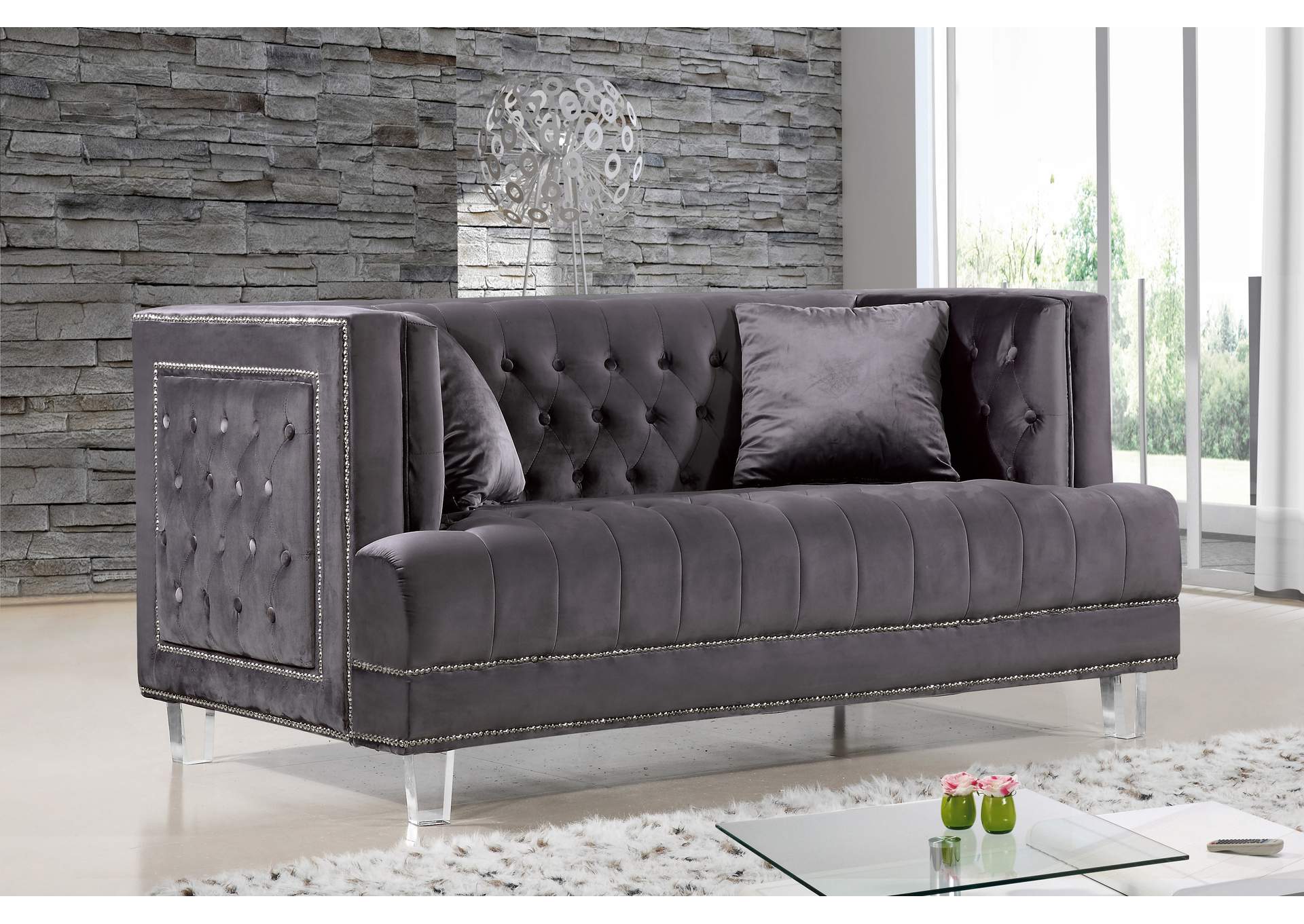 Lucas Grey Velvet Loveseat,Meridian Furniture