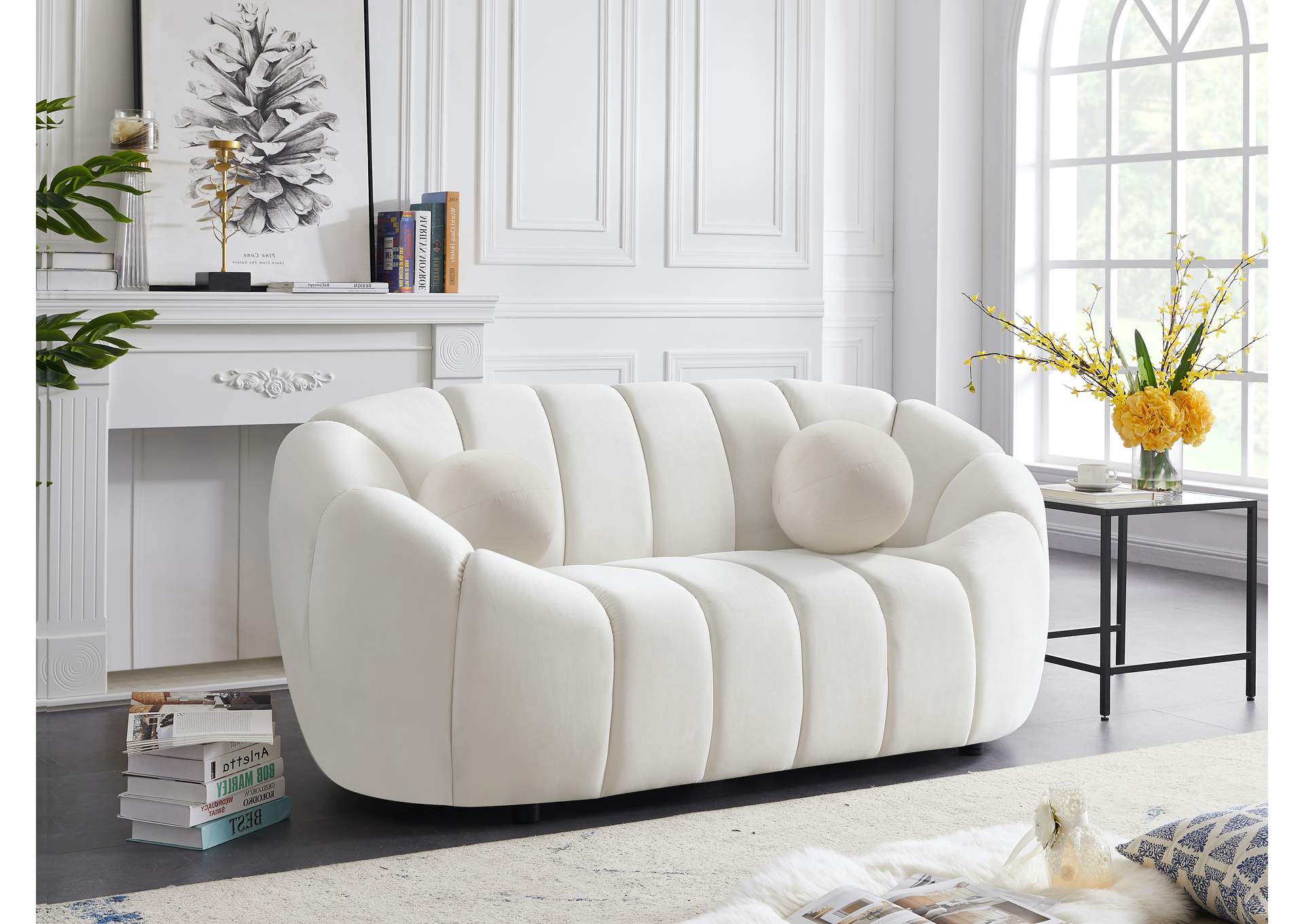 Elijah Cream Velvet Loveseat,Meridian Furniture