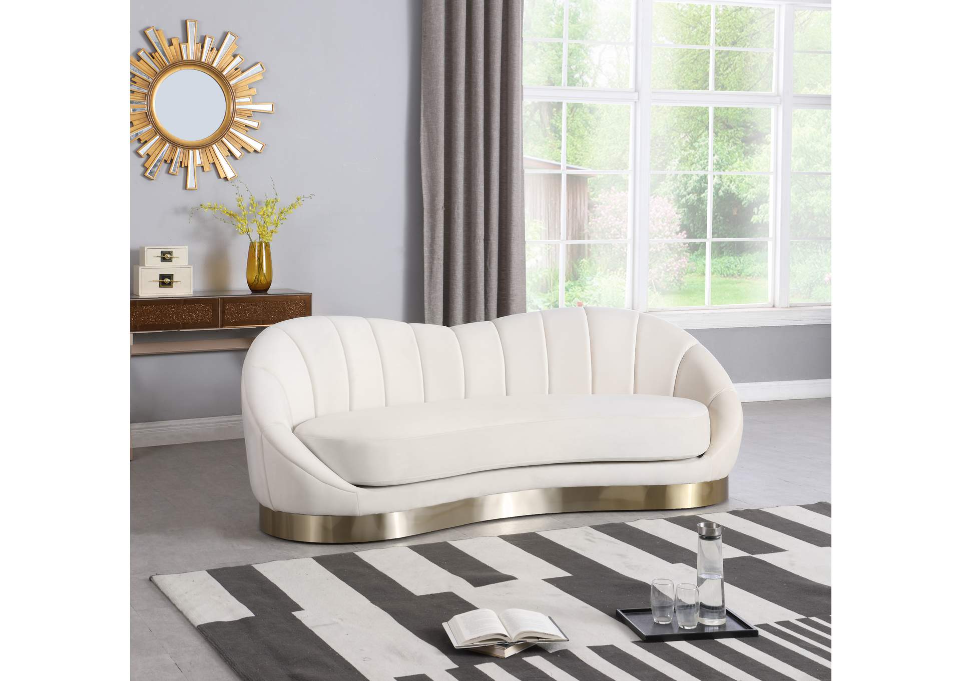 Shelly Cream Velvet Sofa,Meridian Furniture