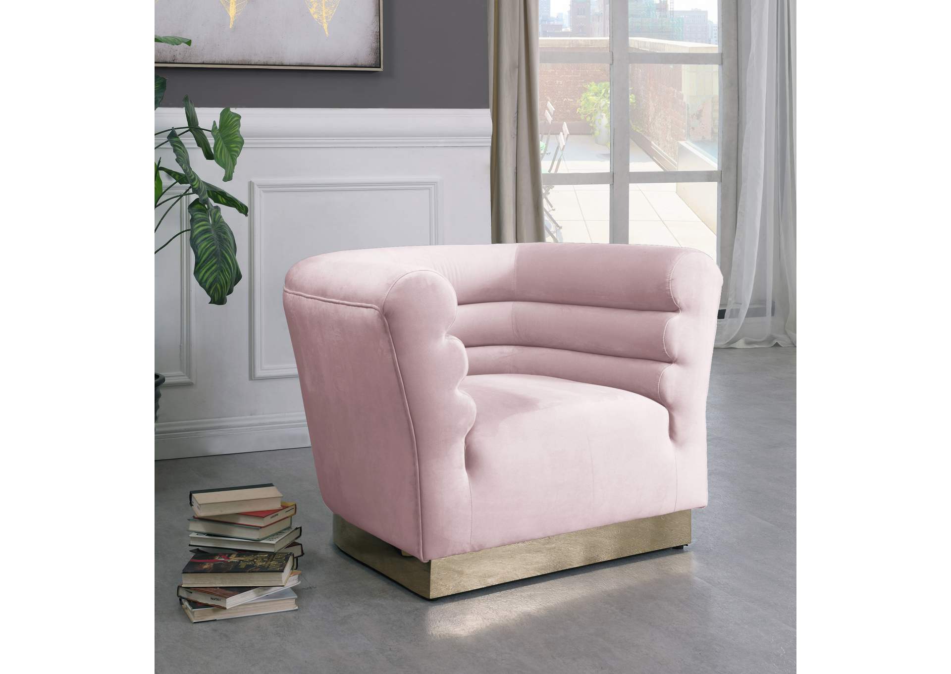 Bellini Pink Velvet Chair,Meridian Furniture