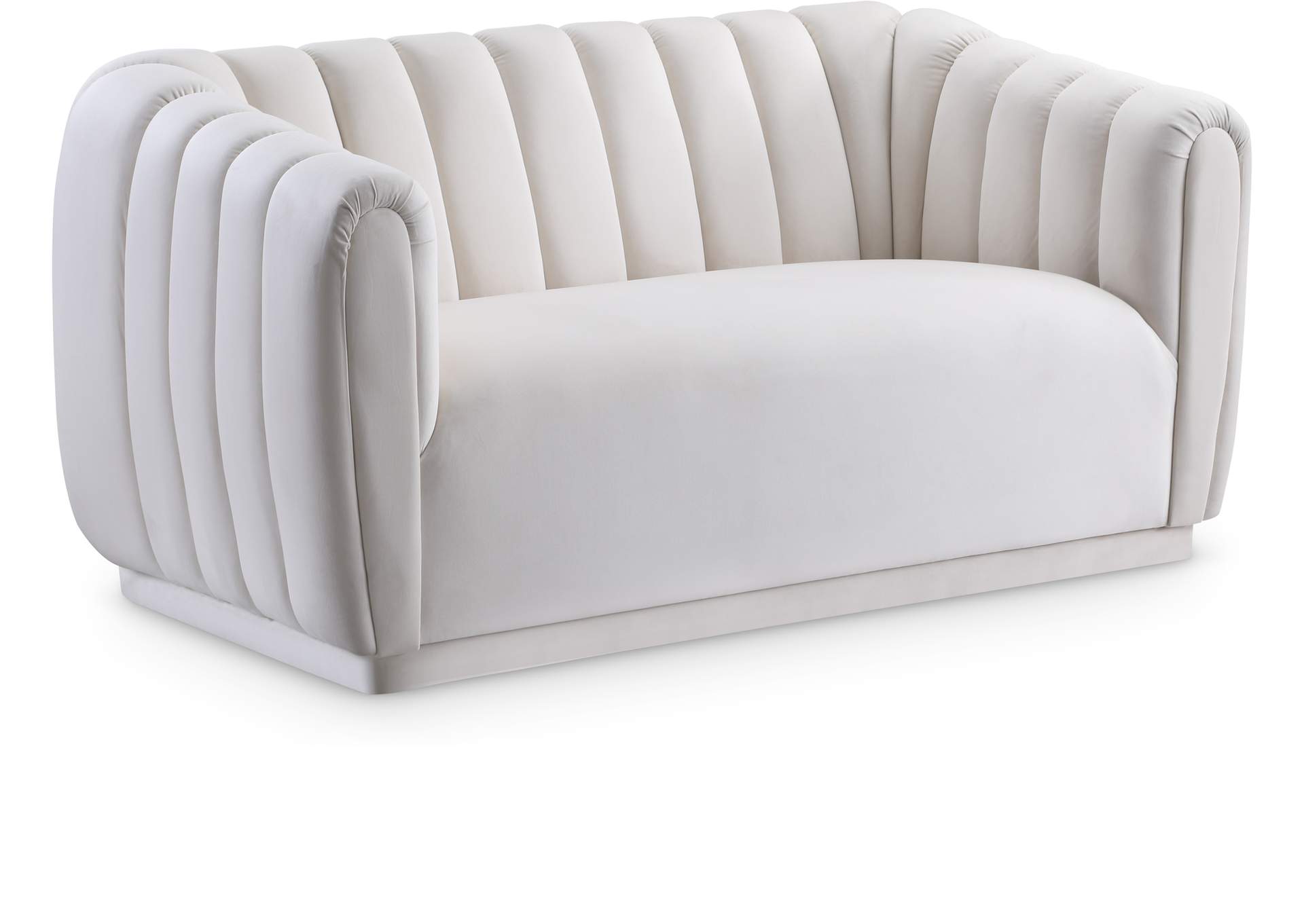 Dixie Cream Velvet Loveseat,Meridian Furniture