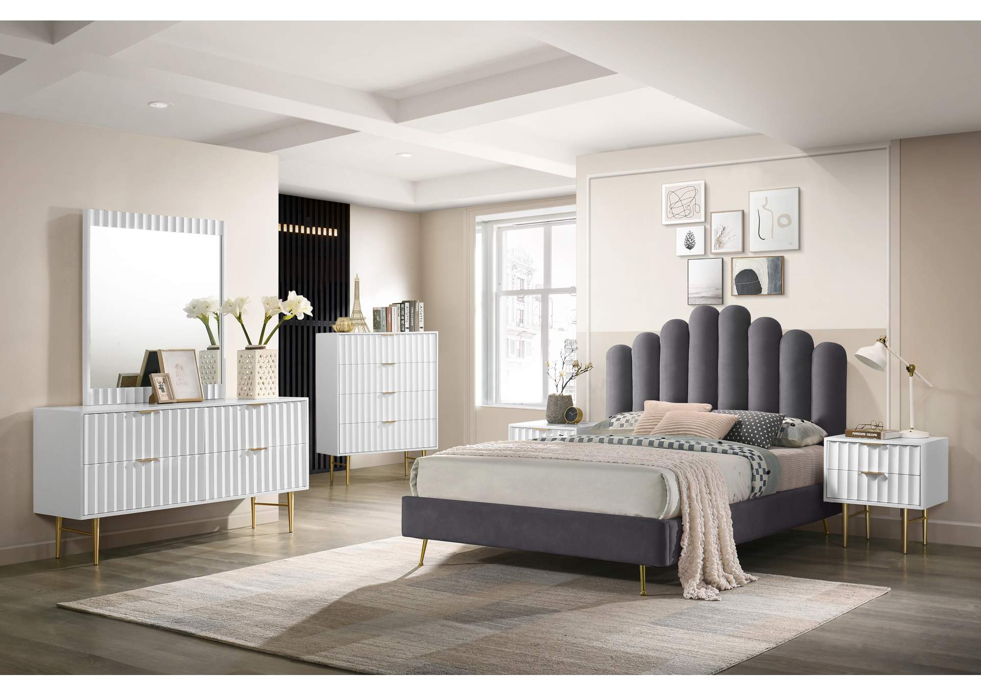 Modernist White Gloss Chest,Meridian Furniture