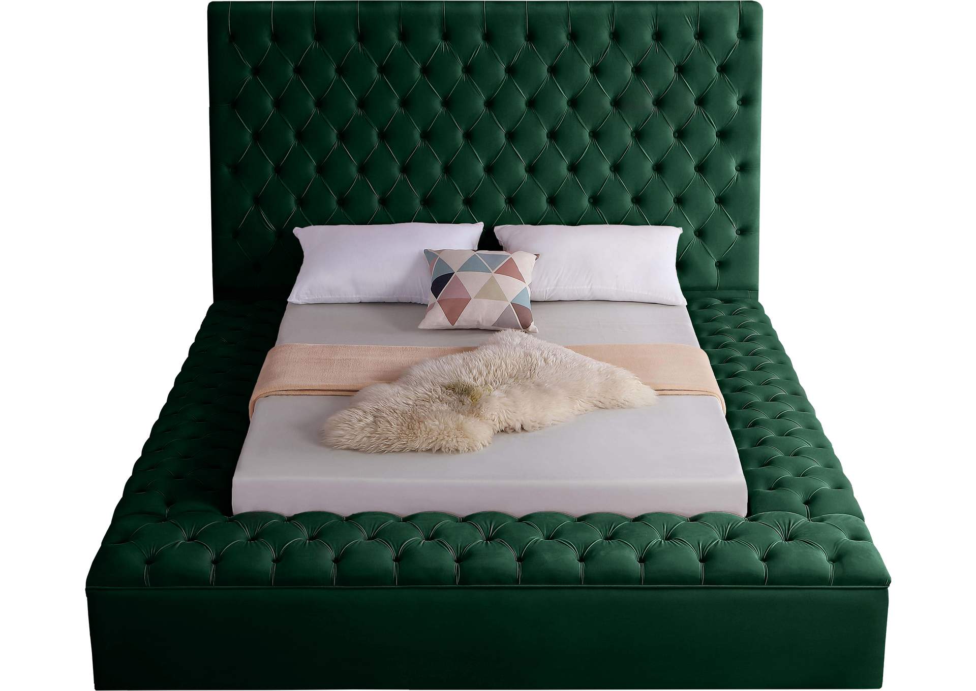 Bliss Green Velvet King Bed (3 Boxes),Meridian Furniture