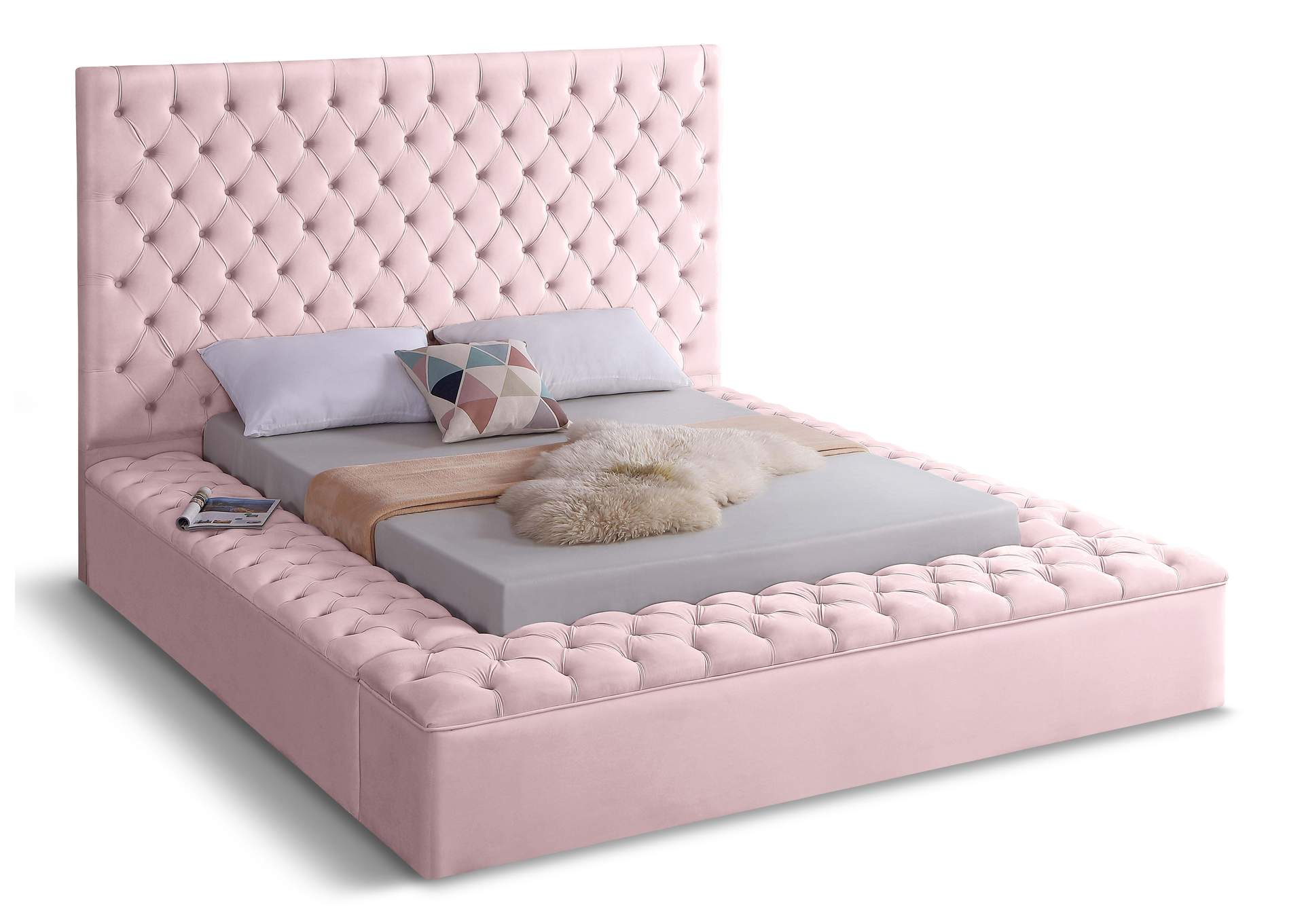 Bliss Pink Velvet Full Bed (3 Boxes),Meridian Furniture