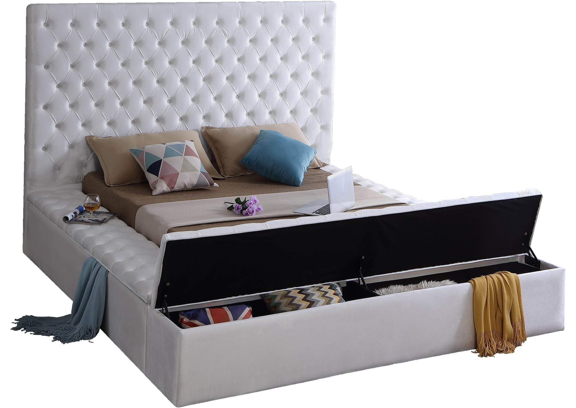 Bliss White Velvet Full Bed (3 Boxes),Meridian Furniture