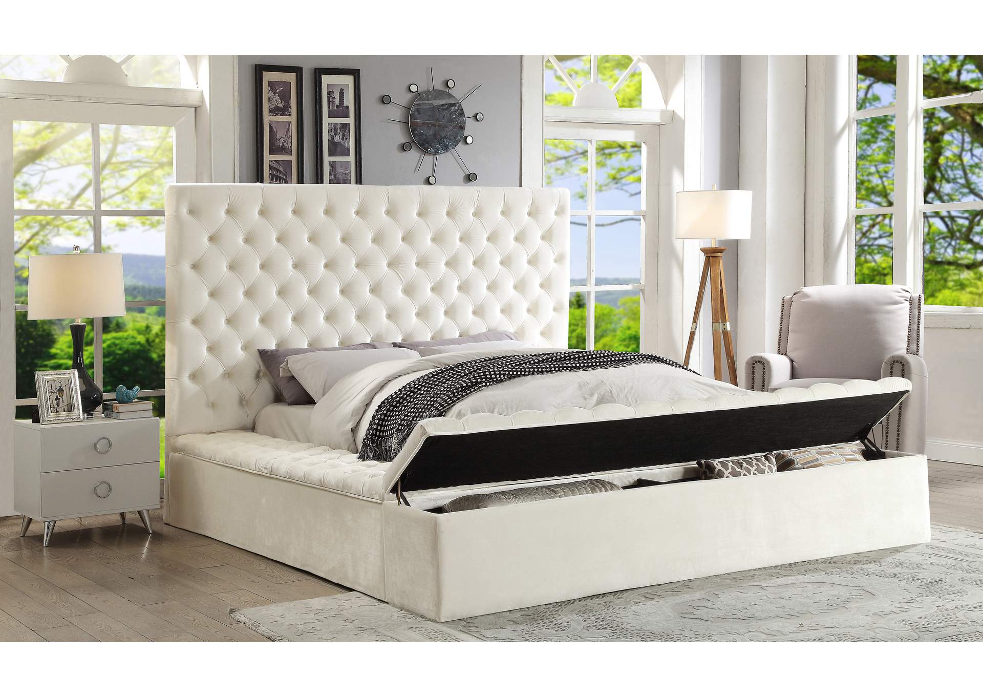 Bliss White Velvet King Bed (3 Boxes),Meridian Furniture