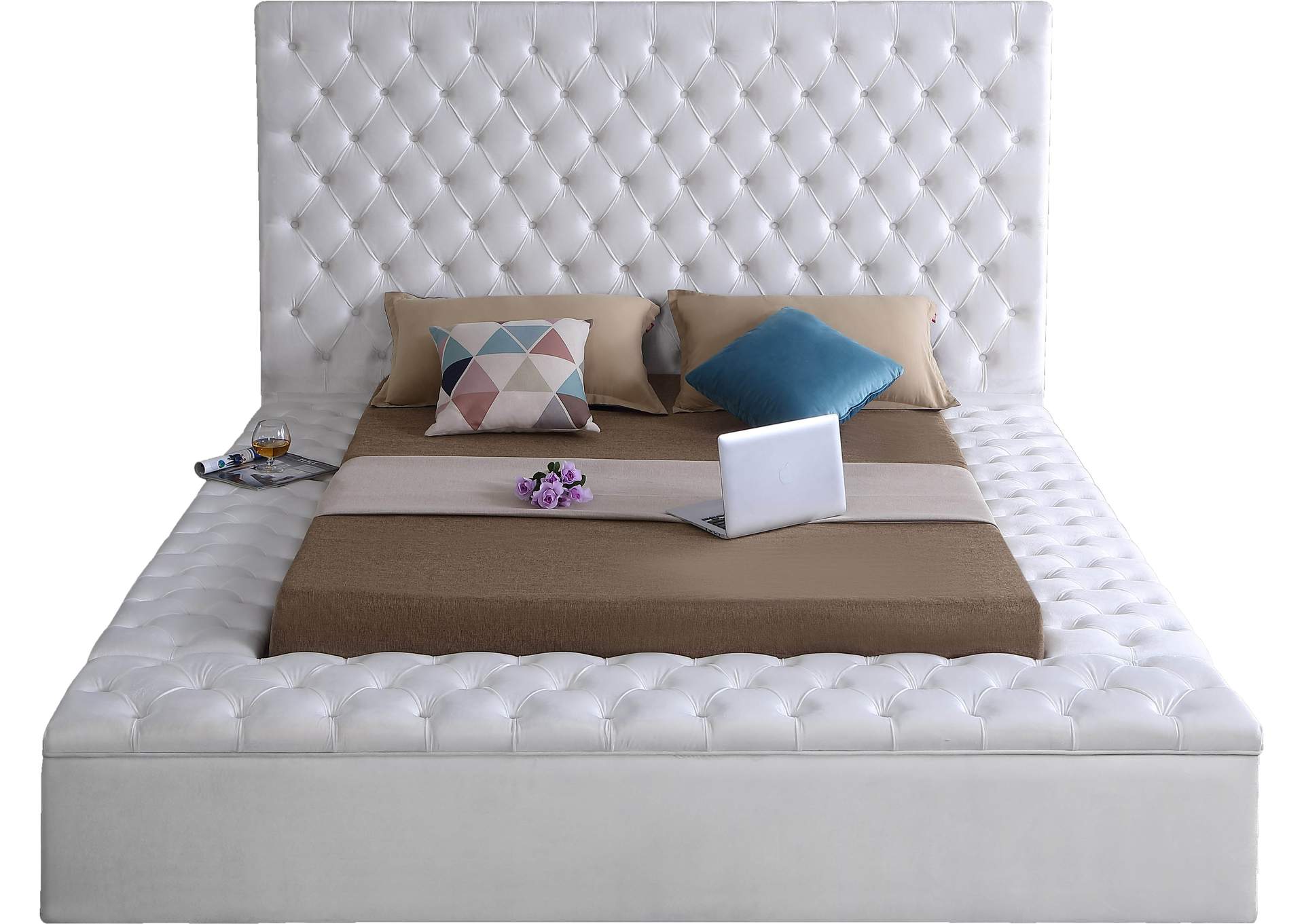 Bliss White Velvet King Bed (3 Boxes),Meridian Furniture