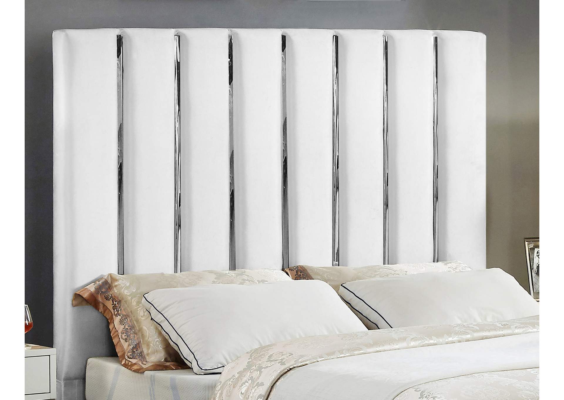 Enzo White Velvet Full Bed,Meridian Furniture