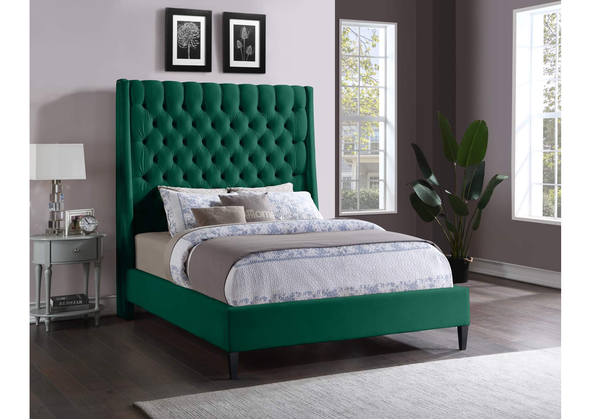 Fritz Green Velvet King Bed,Meridian Furniture