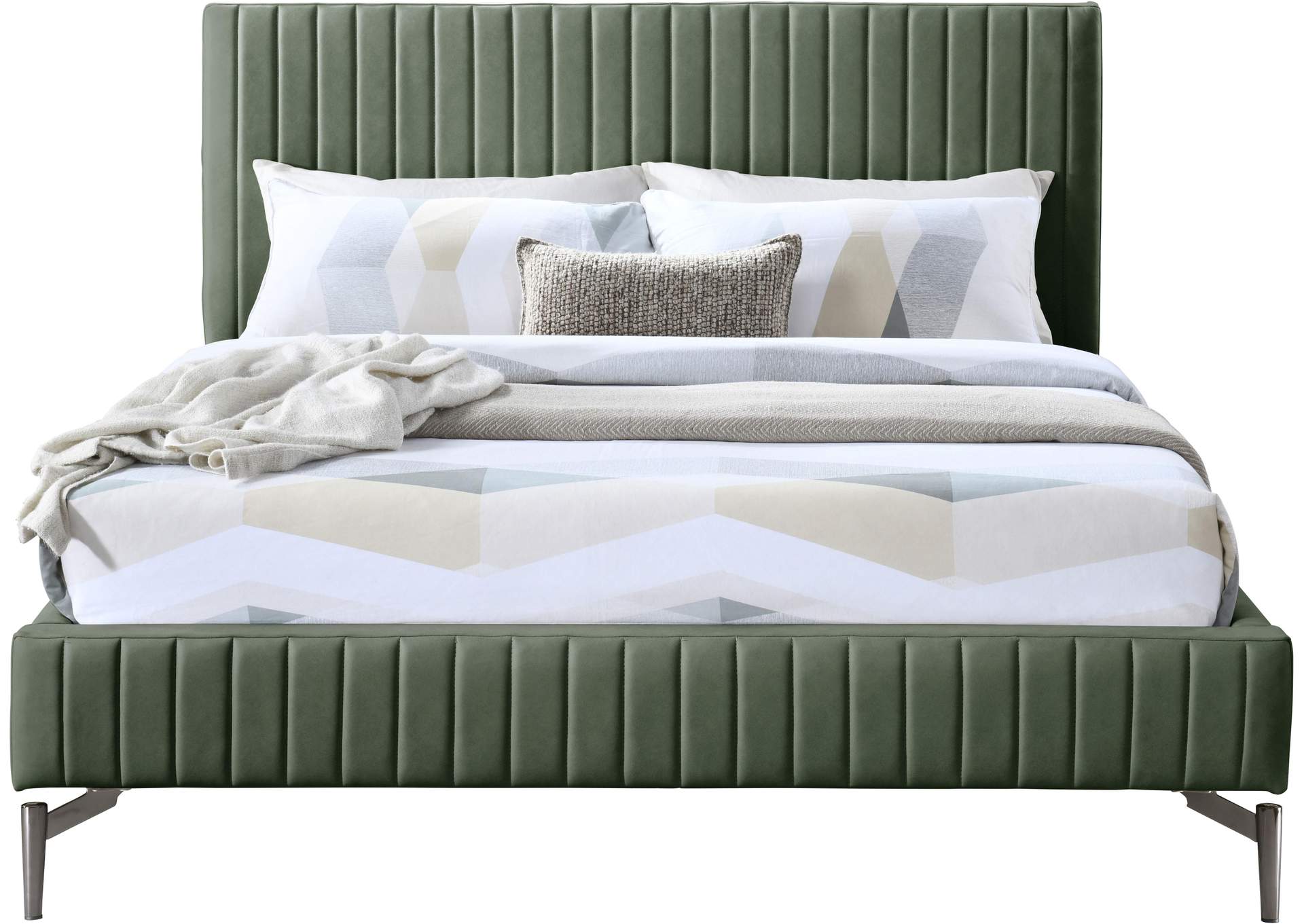 Gallo Green Faux Leather King Bed,Meridian Furniture