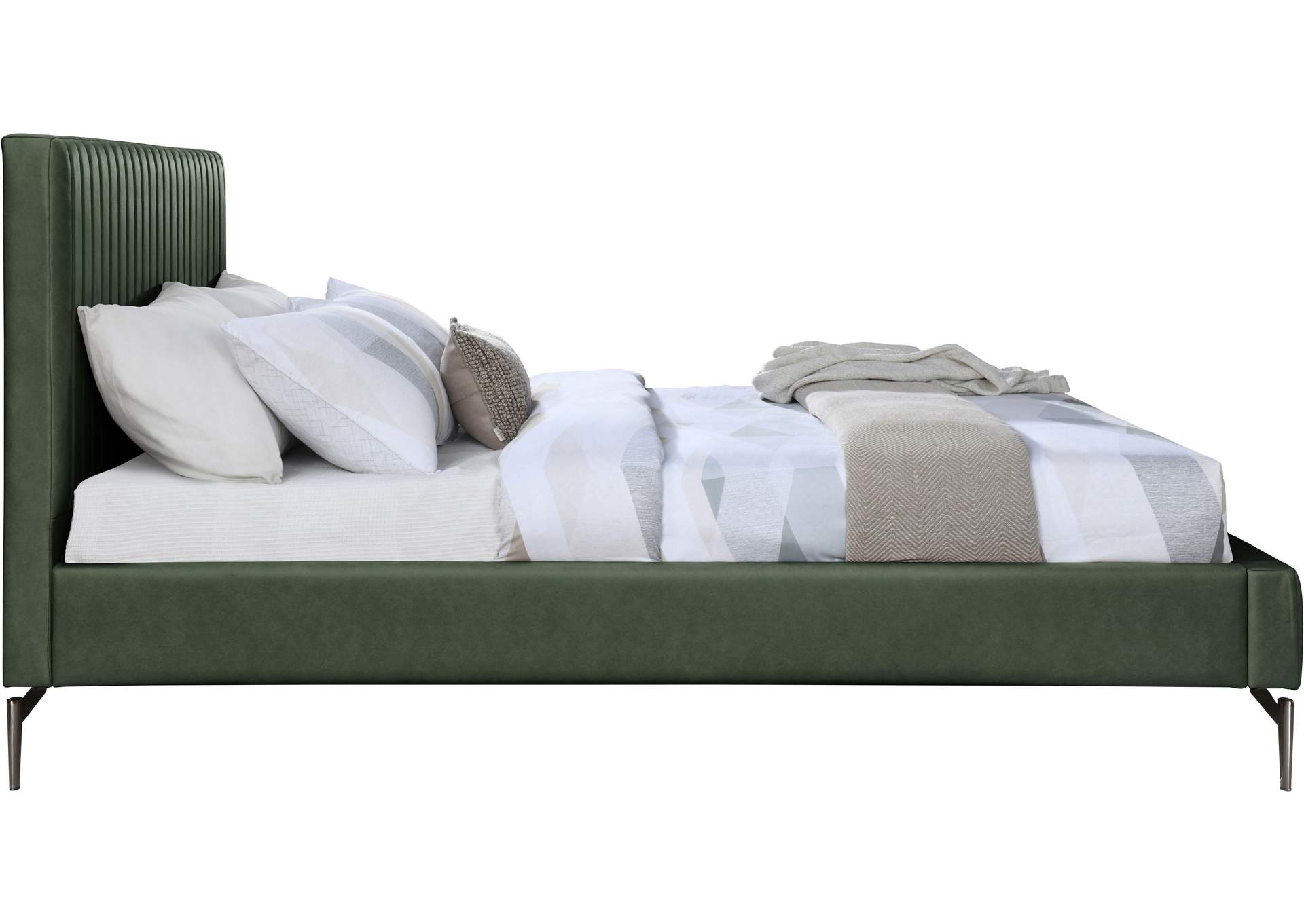 Gallo Green Faux Leather King Bed,Meridian Furniture