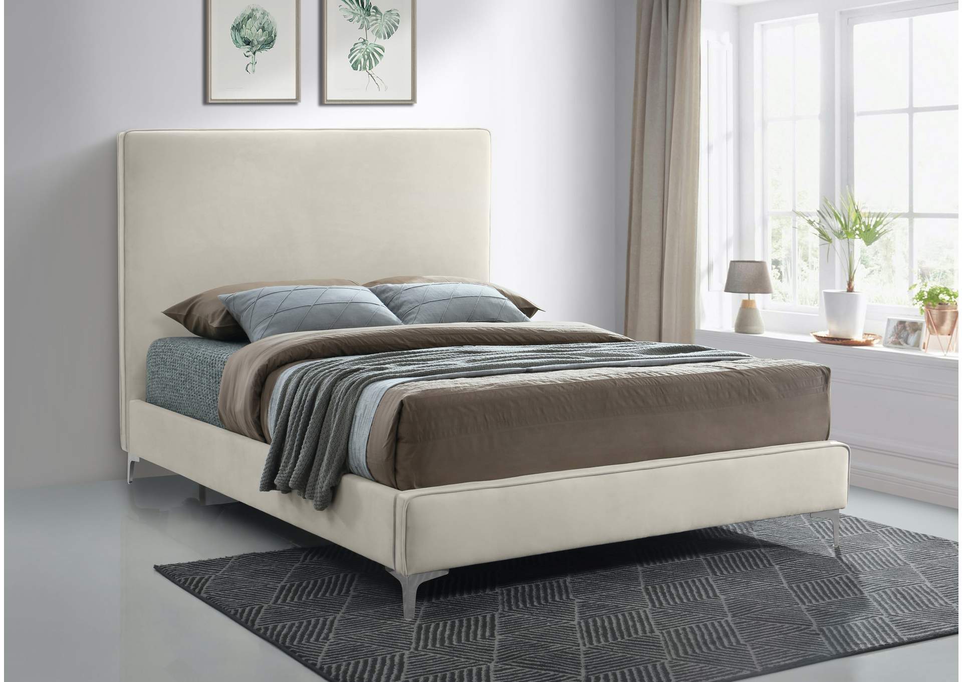 Geri Cream Velvet King Bed,Meridian Furniture