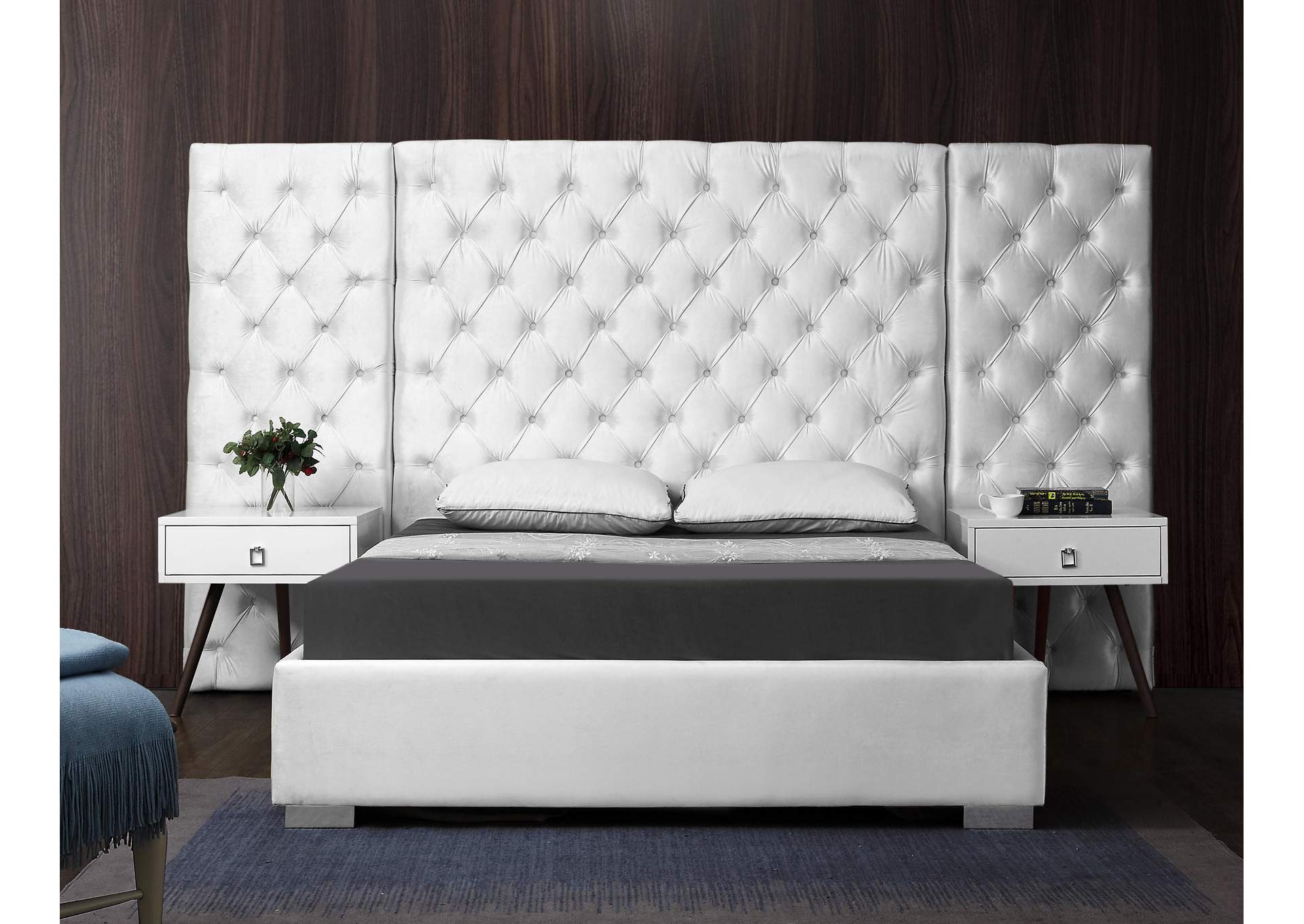 Grande White Velvet King Bed (3 Boxes),Meridian Furniture