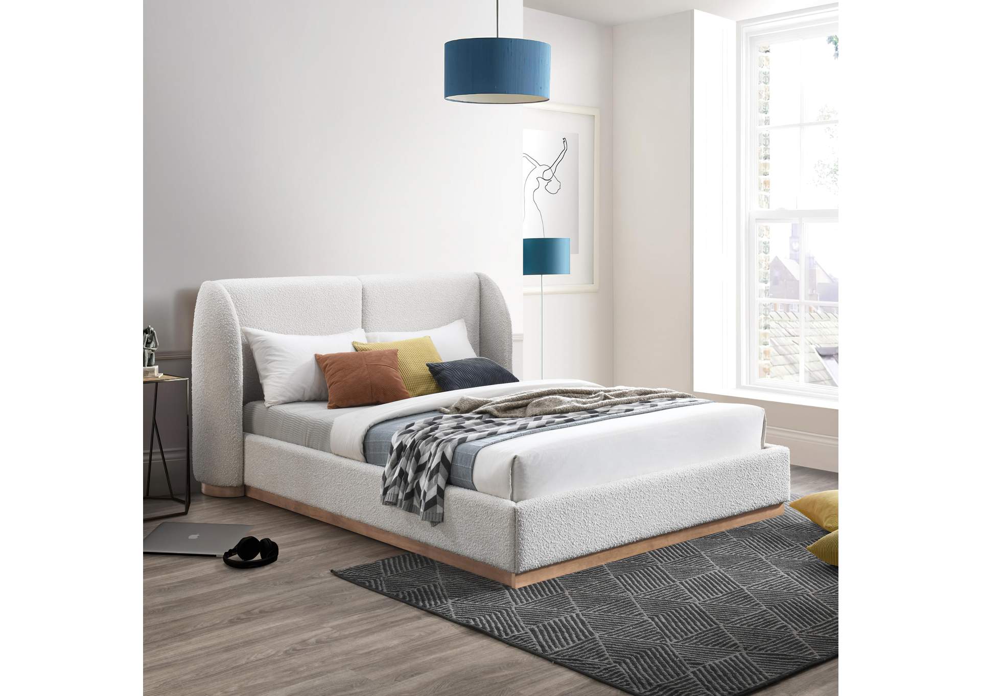 Jardin Cream Boucle Fabric King Bed (3 Boxes),Meridian Furniture
