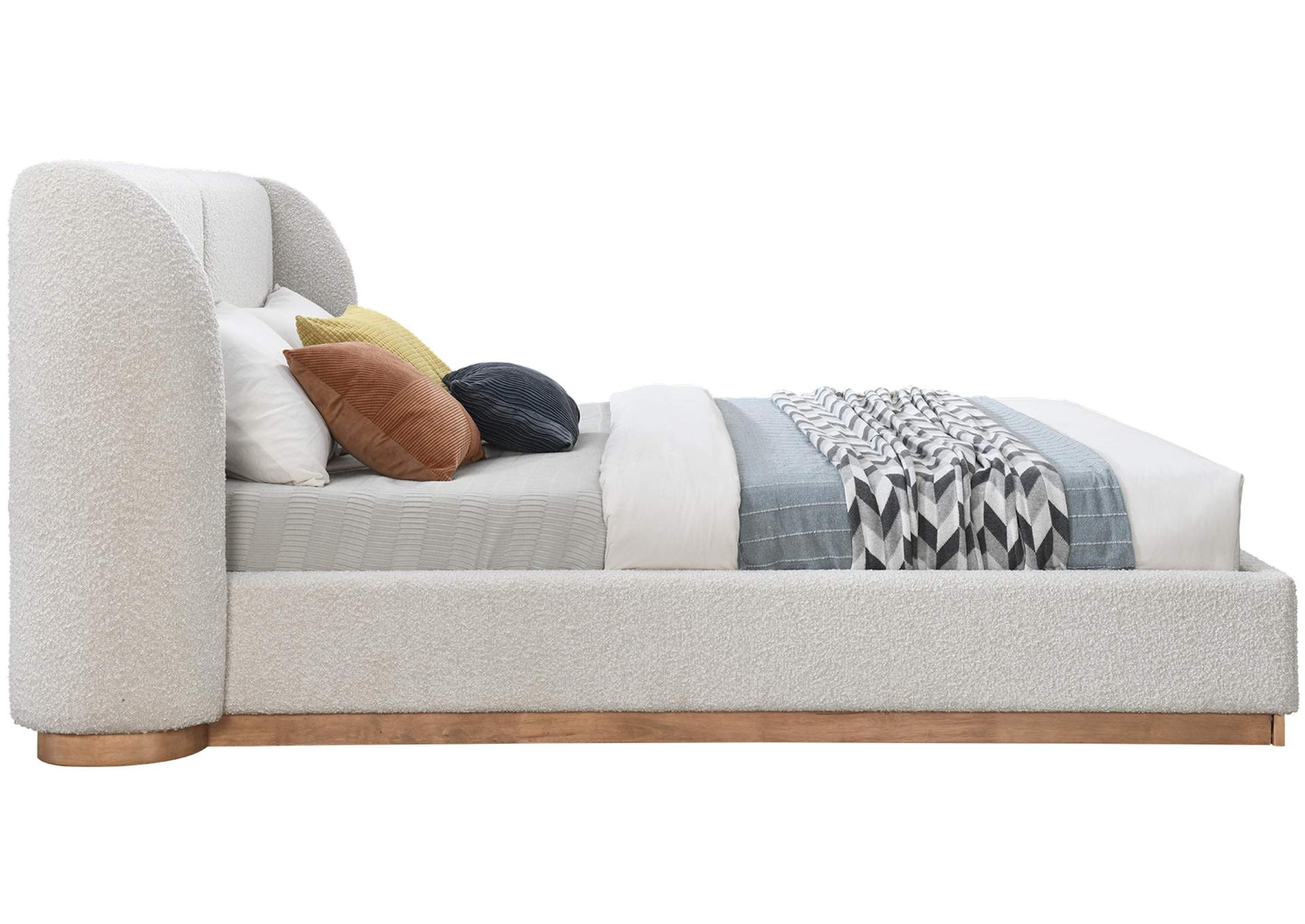 Jardin Cream Boucle Fabric King Bed (3 Boxes),Meridian Furniture