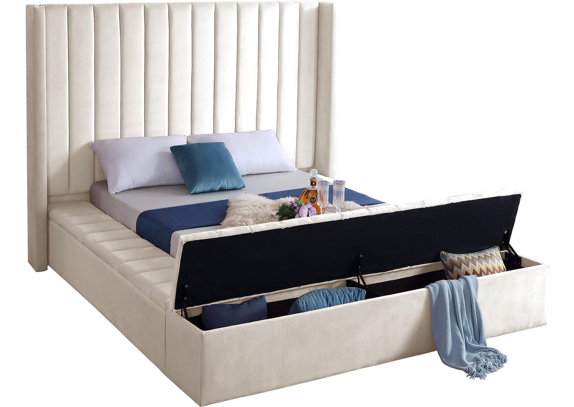 Kiki Cream Velvet Full Bed (3 Boxes),Meridian Furniture