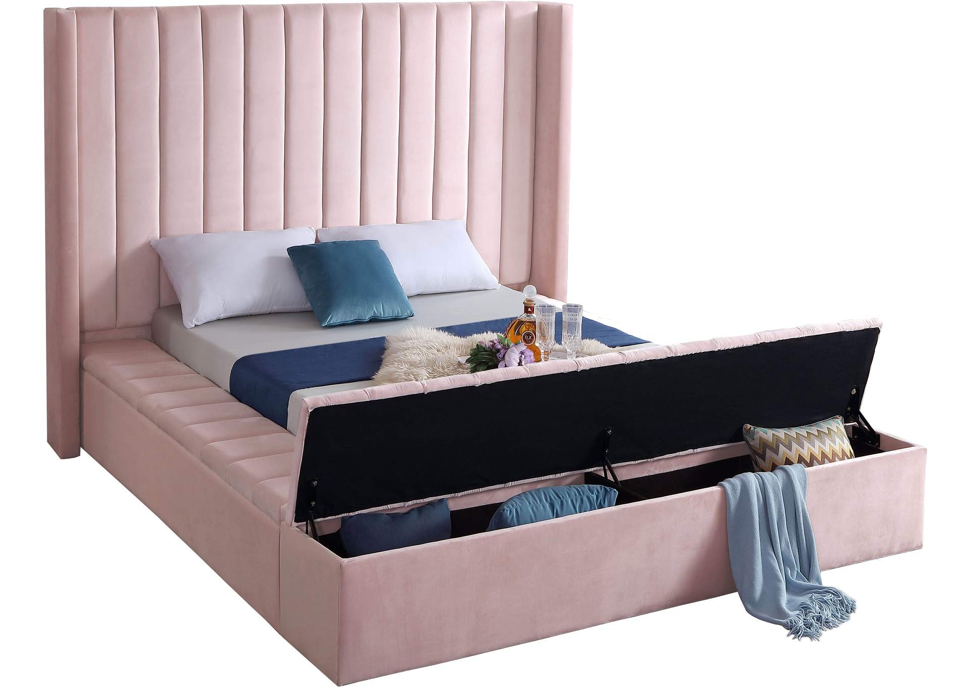 Kiki Pink Velvet Full Bed (3 Boxes),Meridian Furniture