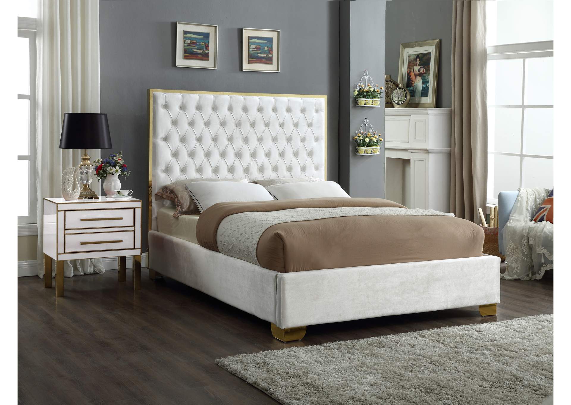 Lana White Velvet King Bed,Meridian Furniture