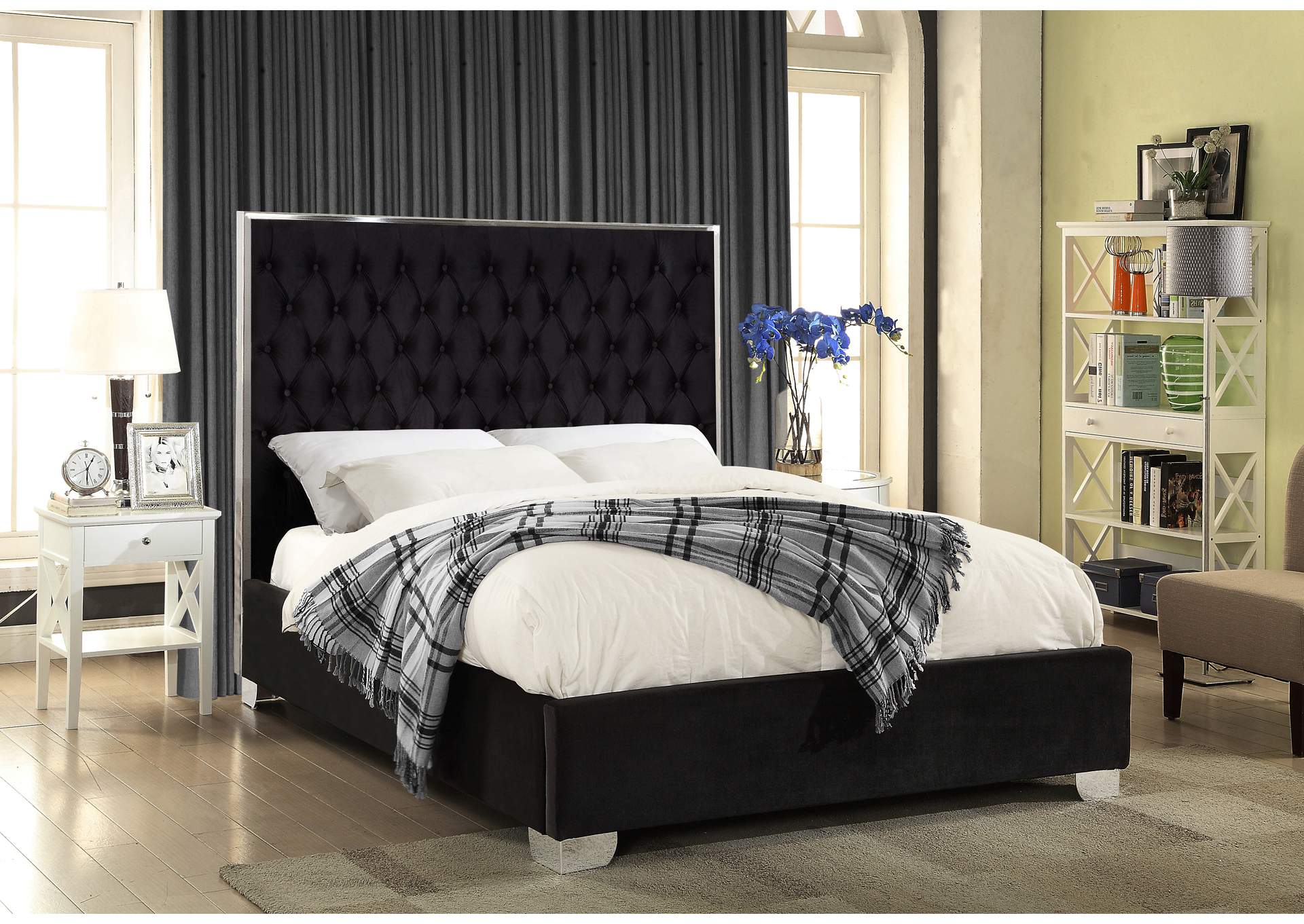 Lexi Black Velvet Full Bed,Meridian Furniture