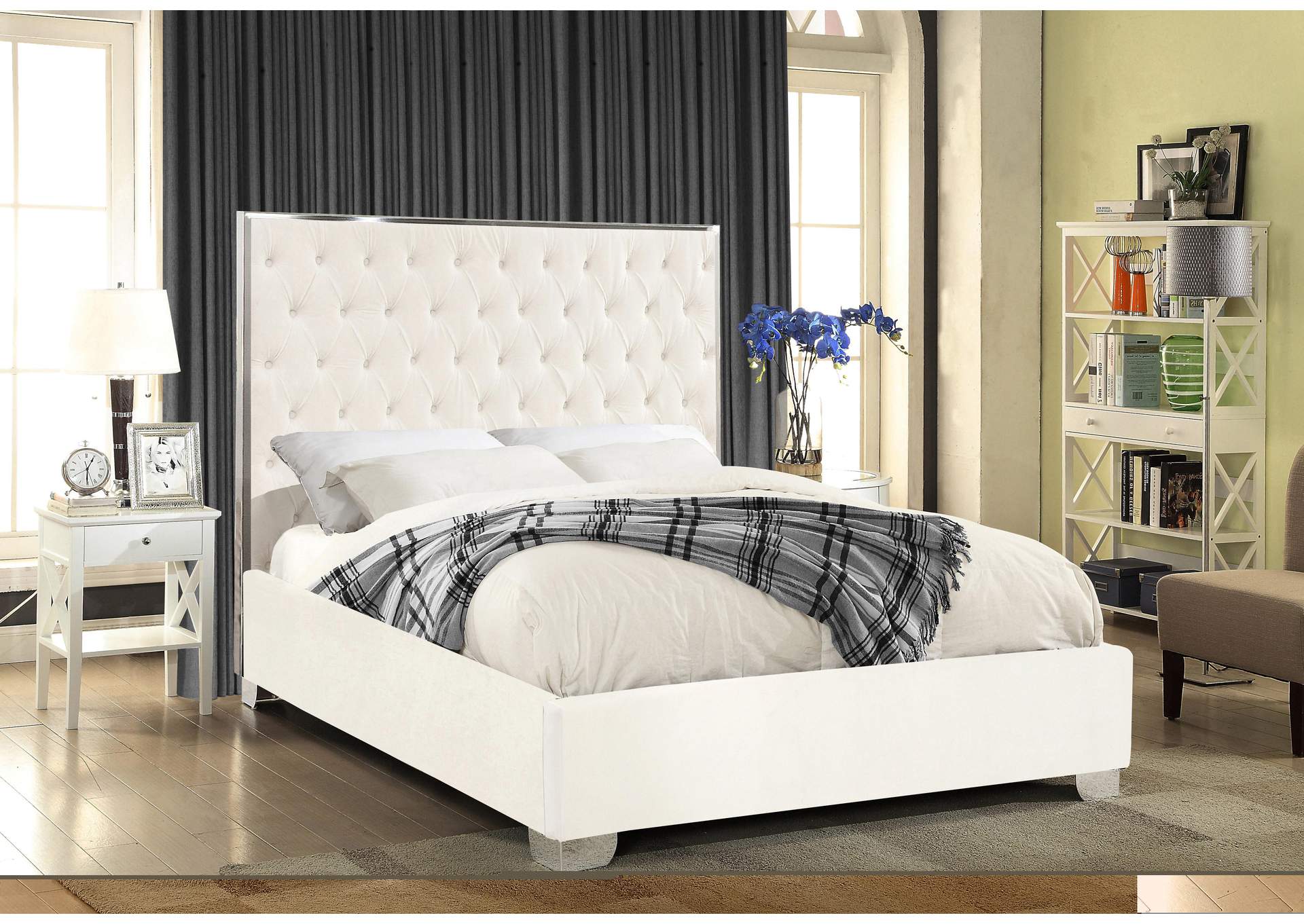 Lexi White Velvet King Bed,Meridian Furniture