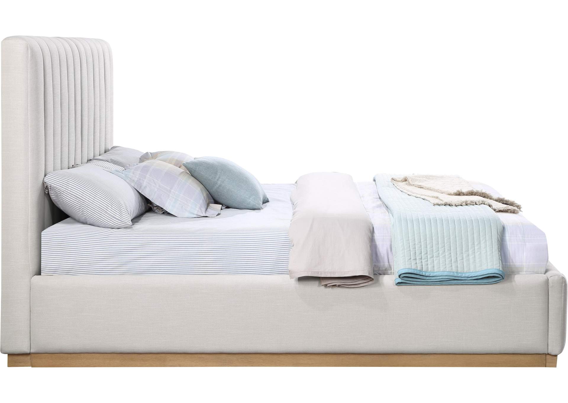Lucia Cream Linen Textured Fabric King Bed,Meridian Furniture