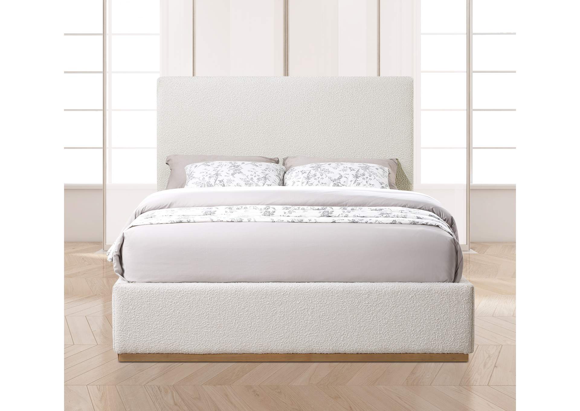 Monaco Cream Boucle Fabric Queen Bed,Meridian Furniture