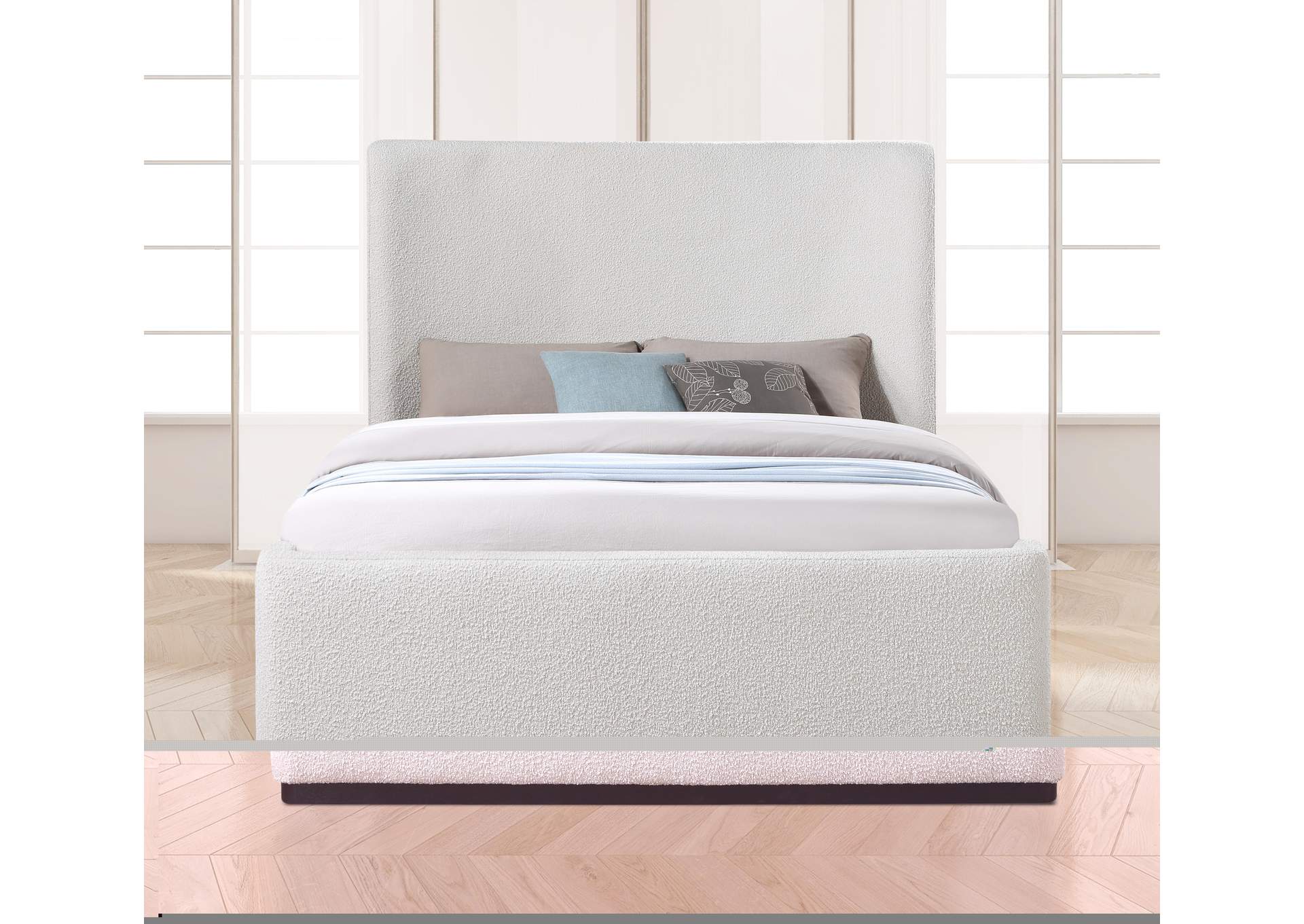 Oliver Cream Boucle Fabric King Bed (3 Boxes),Meridian Furniture