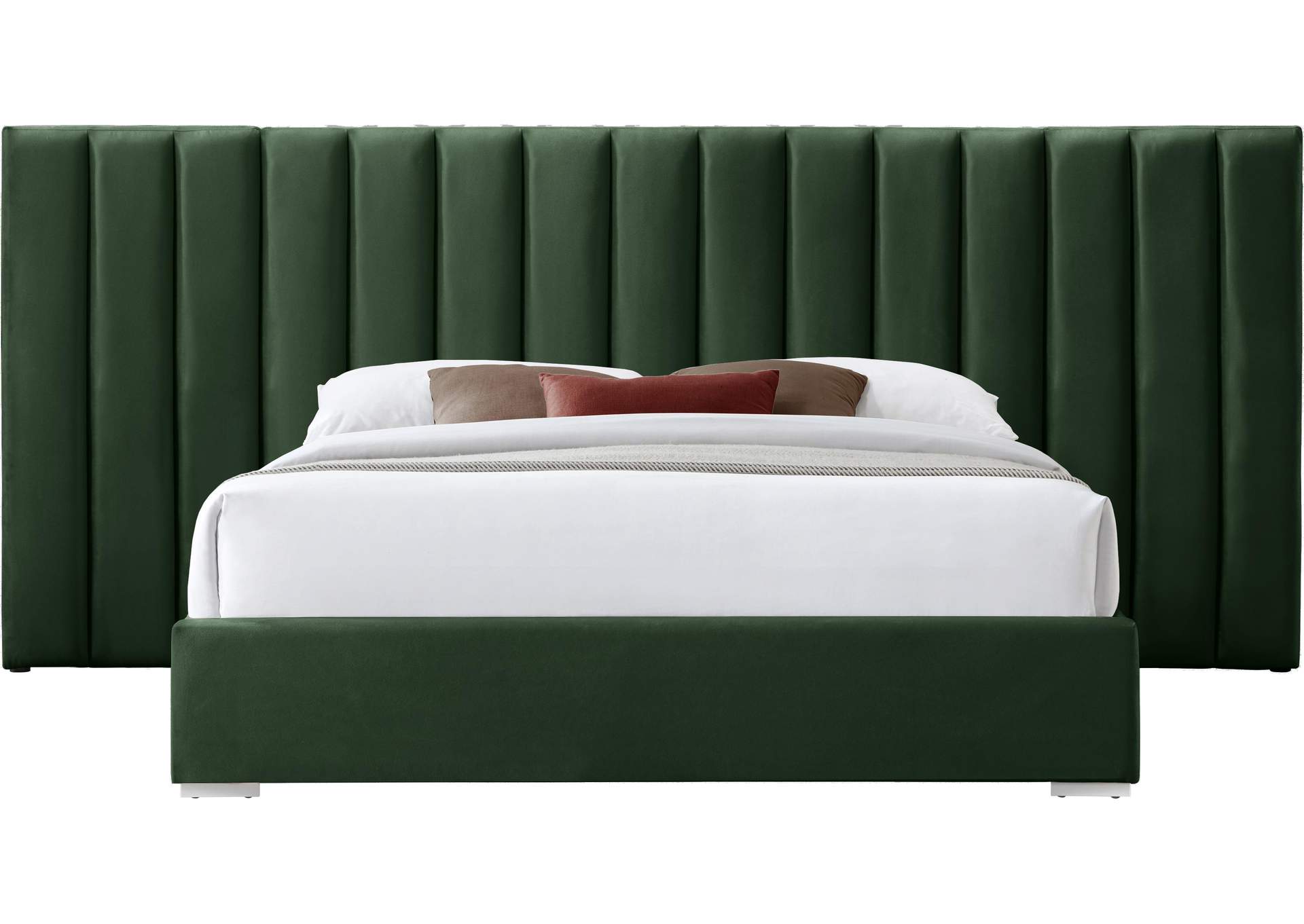 Pablo Green Velvet Queen Bed,Meridian Furniture