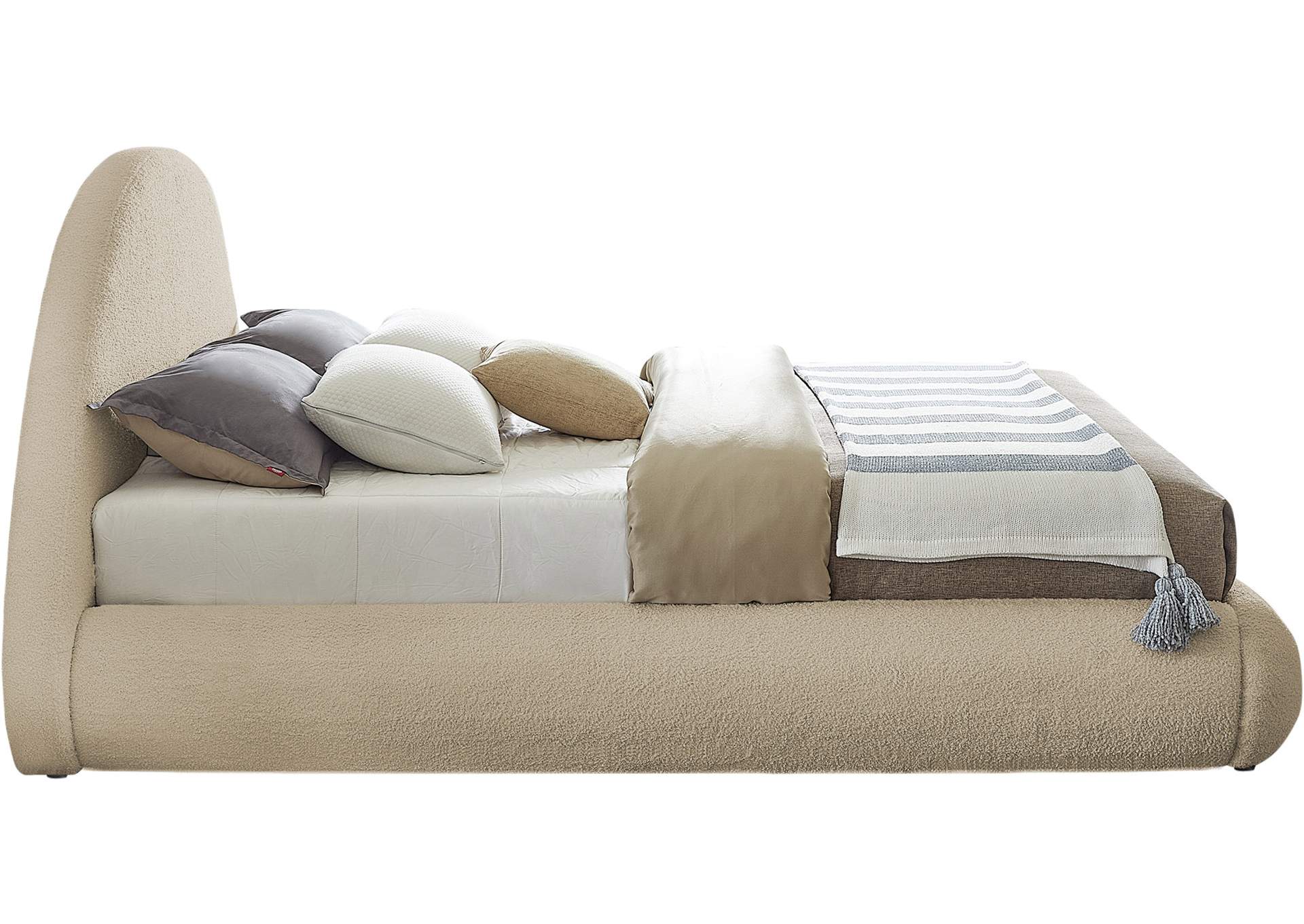 Rudy Beige Teddy Fabric Full Bed,Meridian Furniture