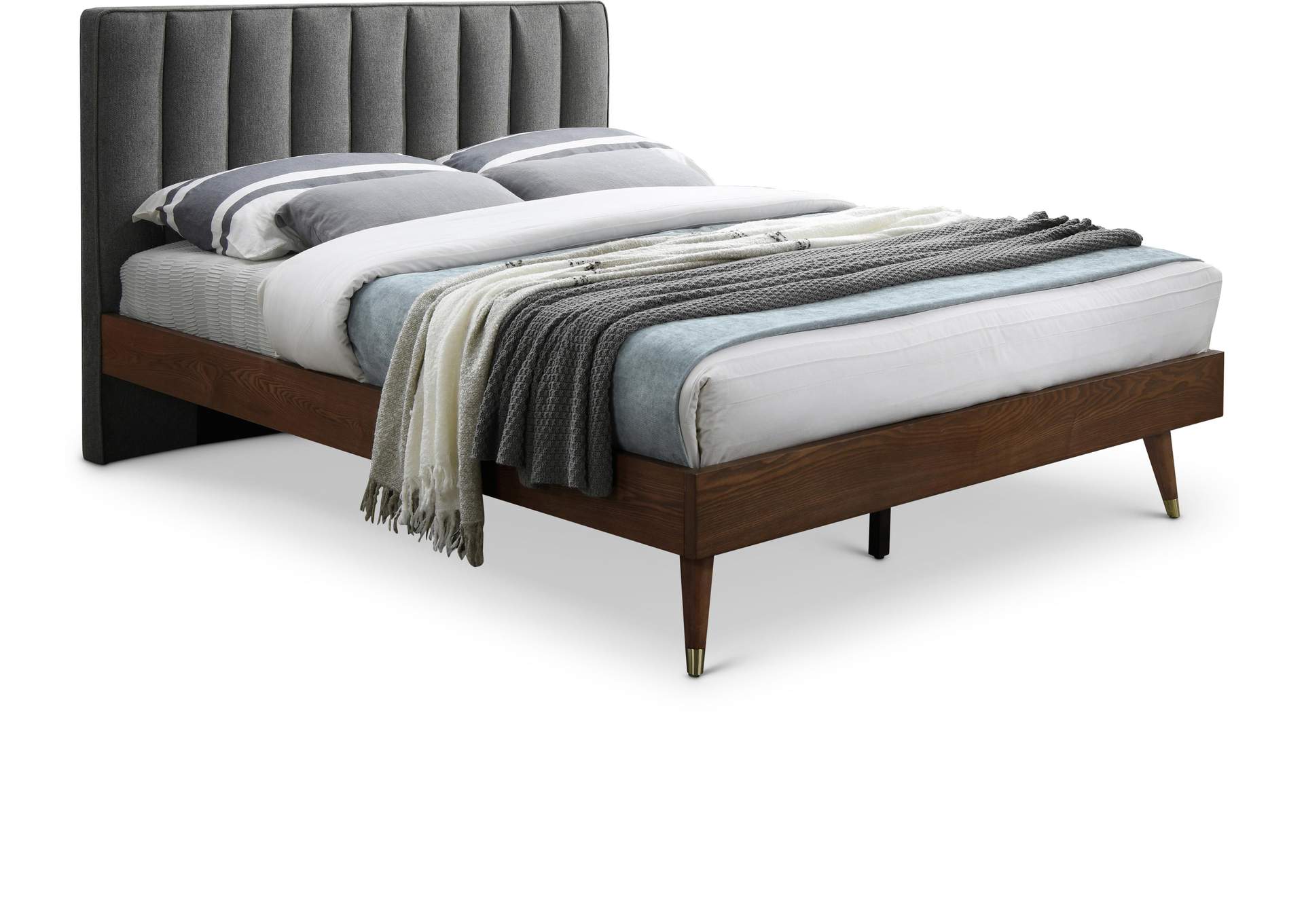 Vance Grey Linen Textured Fabric Queen Bed (3 Boxes),Meridian Furniture