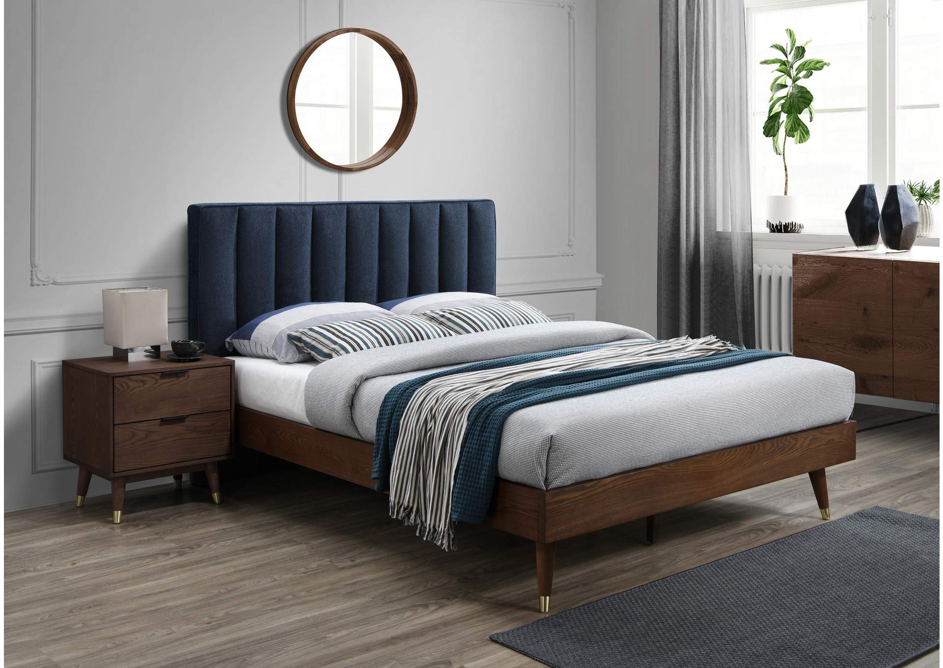 Vance Navy Linen Textured Fabric King Bed (3 Boxes),Meridian Furniture