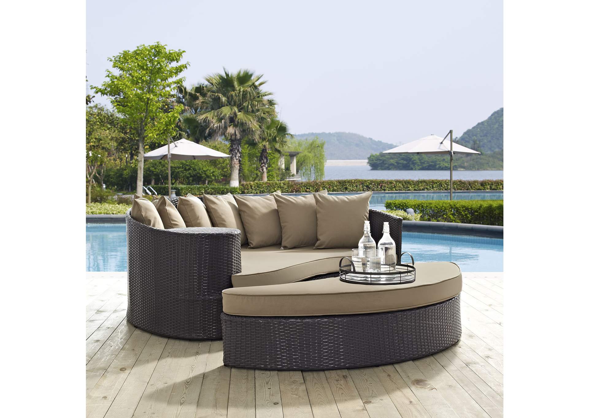 Espresso Mocha Convene Outdoor Patio Daybed,Modway