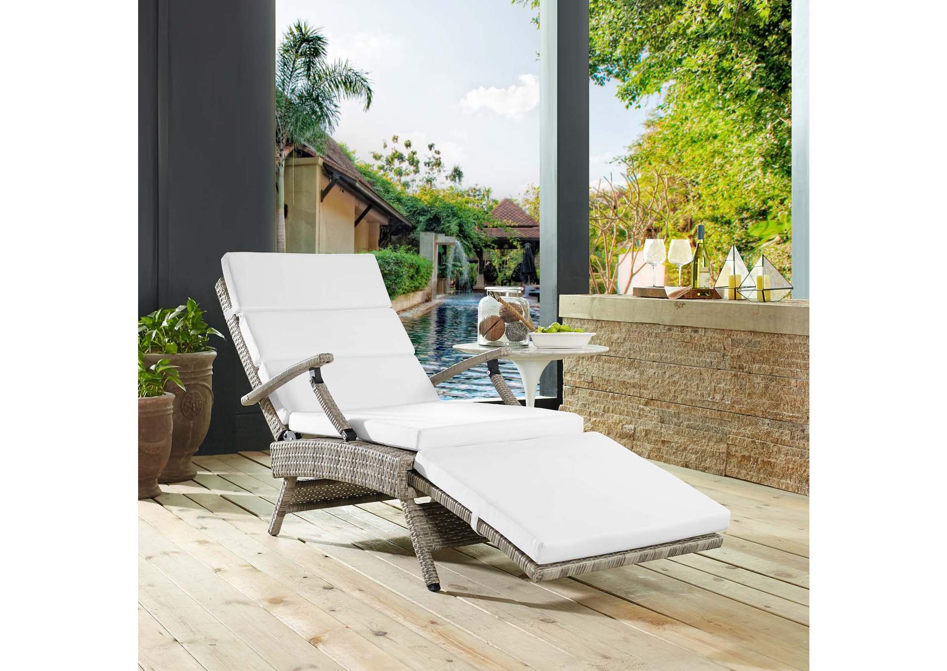 Light Gray White Envisage Chaise Outdoor Patio Wicker Rattan Lounge Chair,Modway