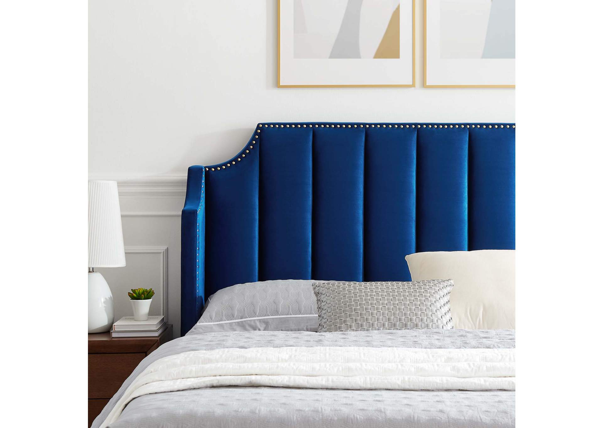 Daniella Performance Velvet Queen Platform Bed,Modway