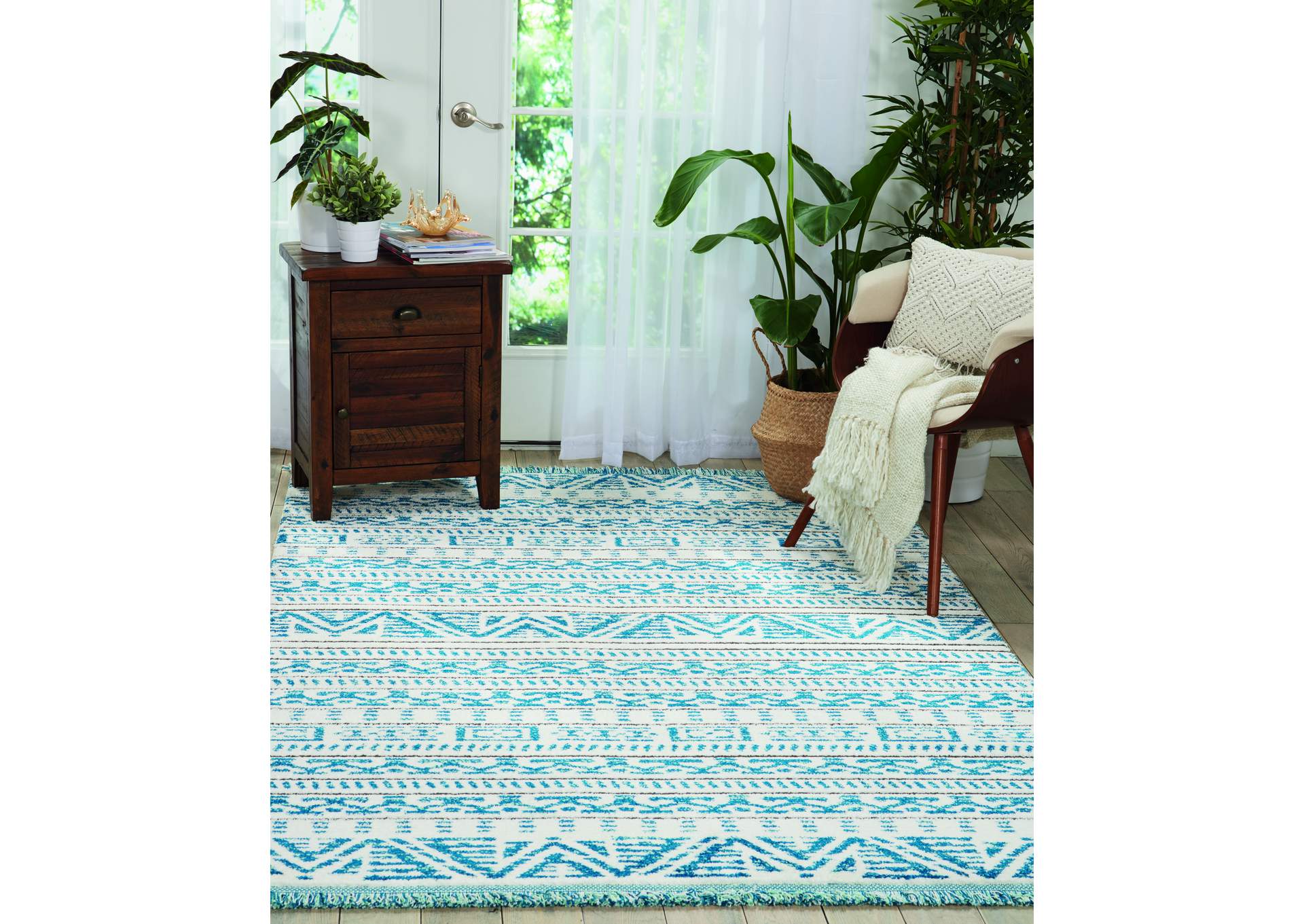 Nourison Kamala DS503 Blue and White 5'x7' Area Rug,Nourison